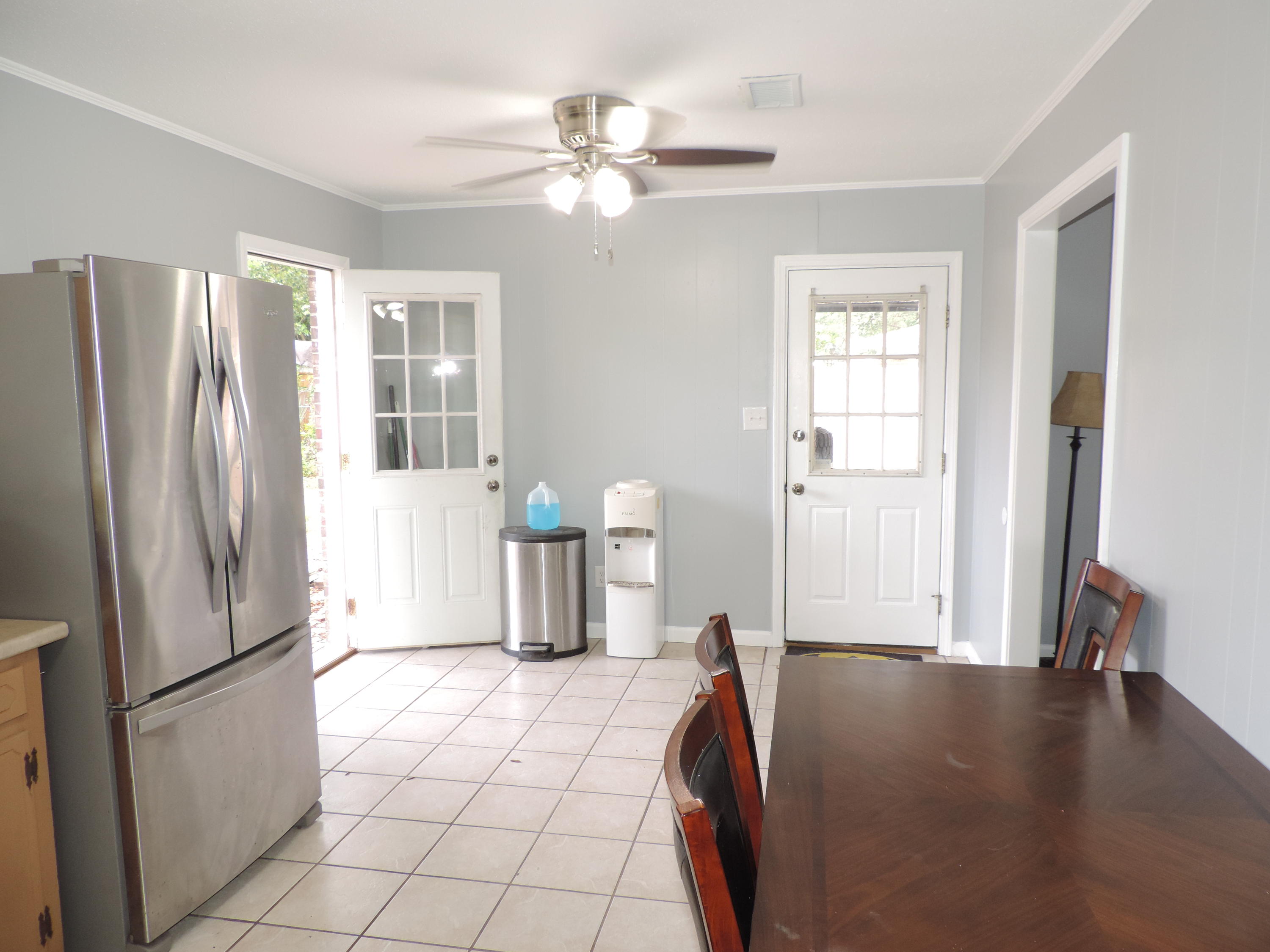 COLONIAL HEIGHTS - Residential