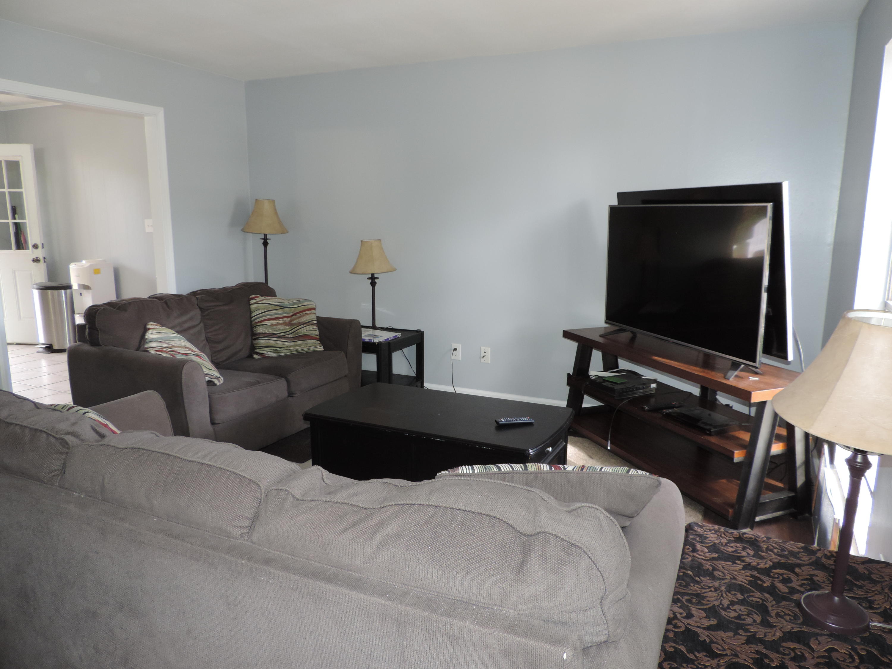 COLONIAL HEIGHTS - Residential