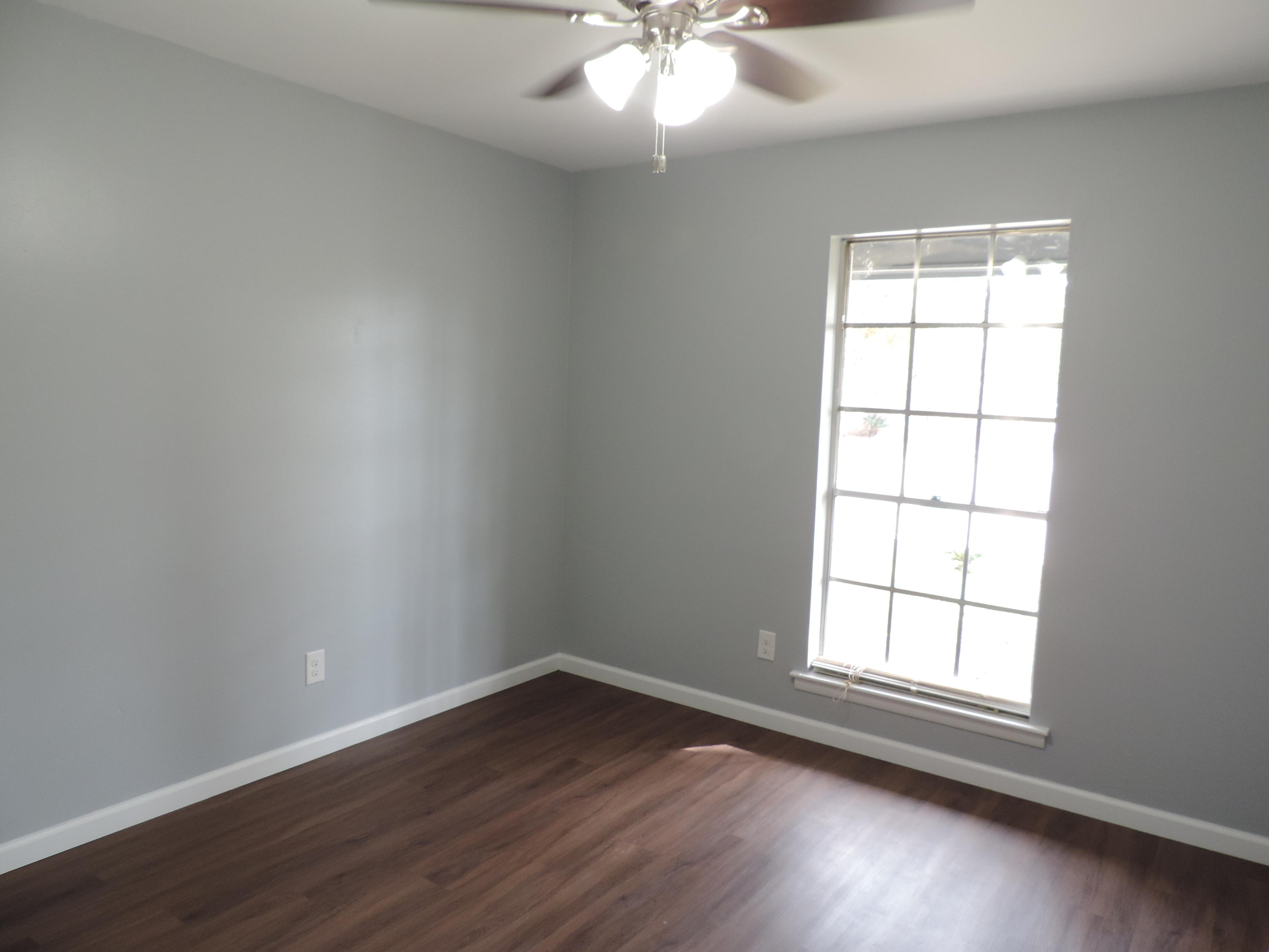 COLONIAL HEIGHTS - Residential