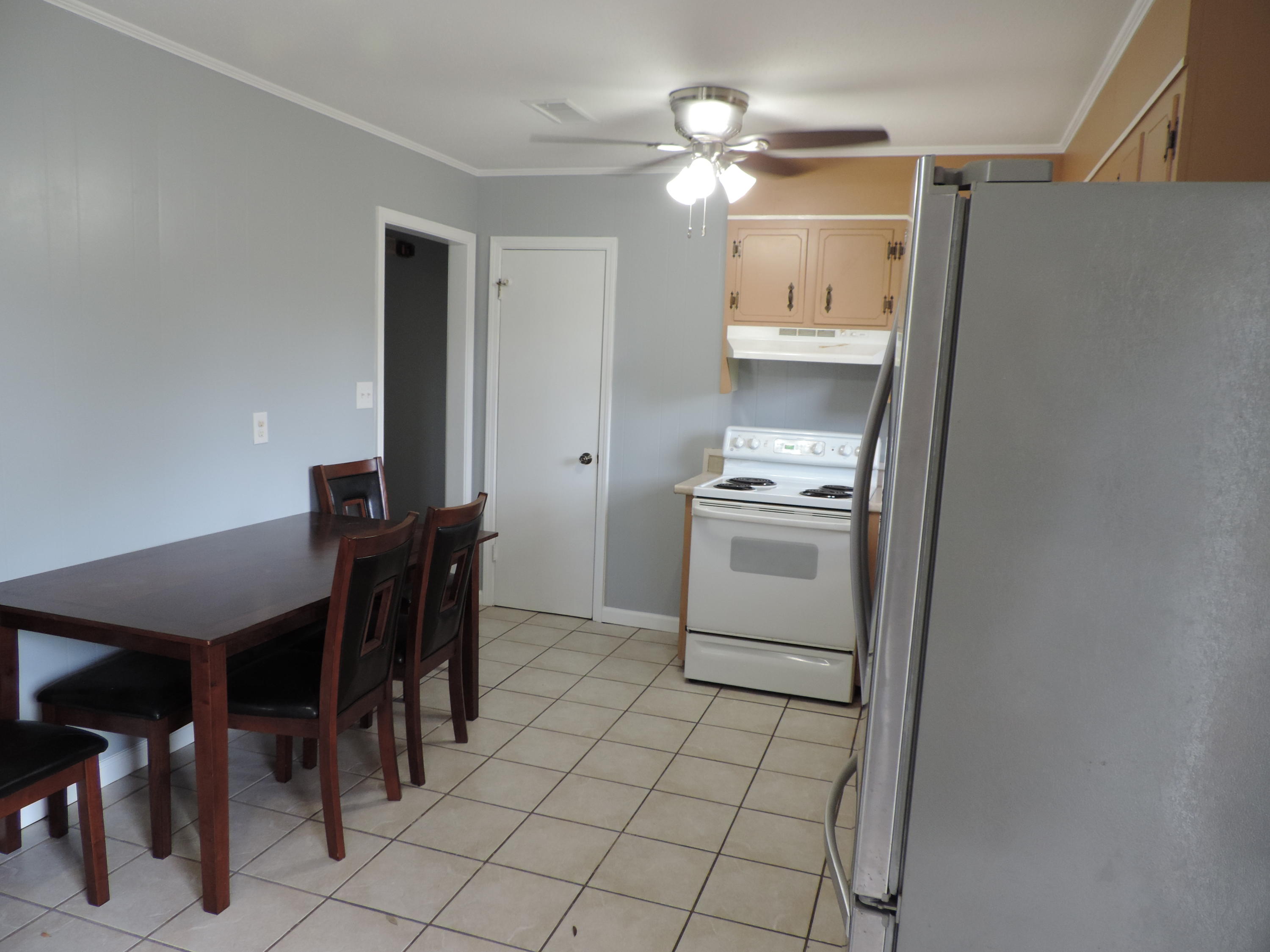 COLONIAL HEIGHTS - Residential