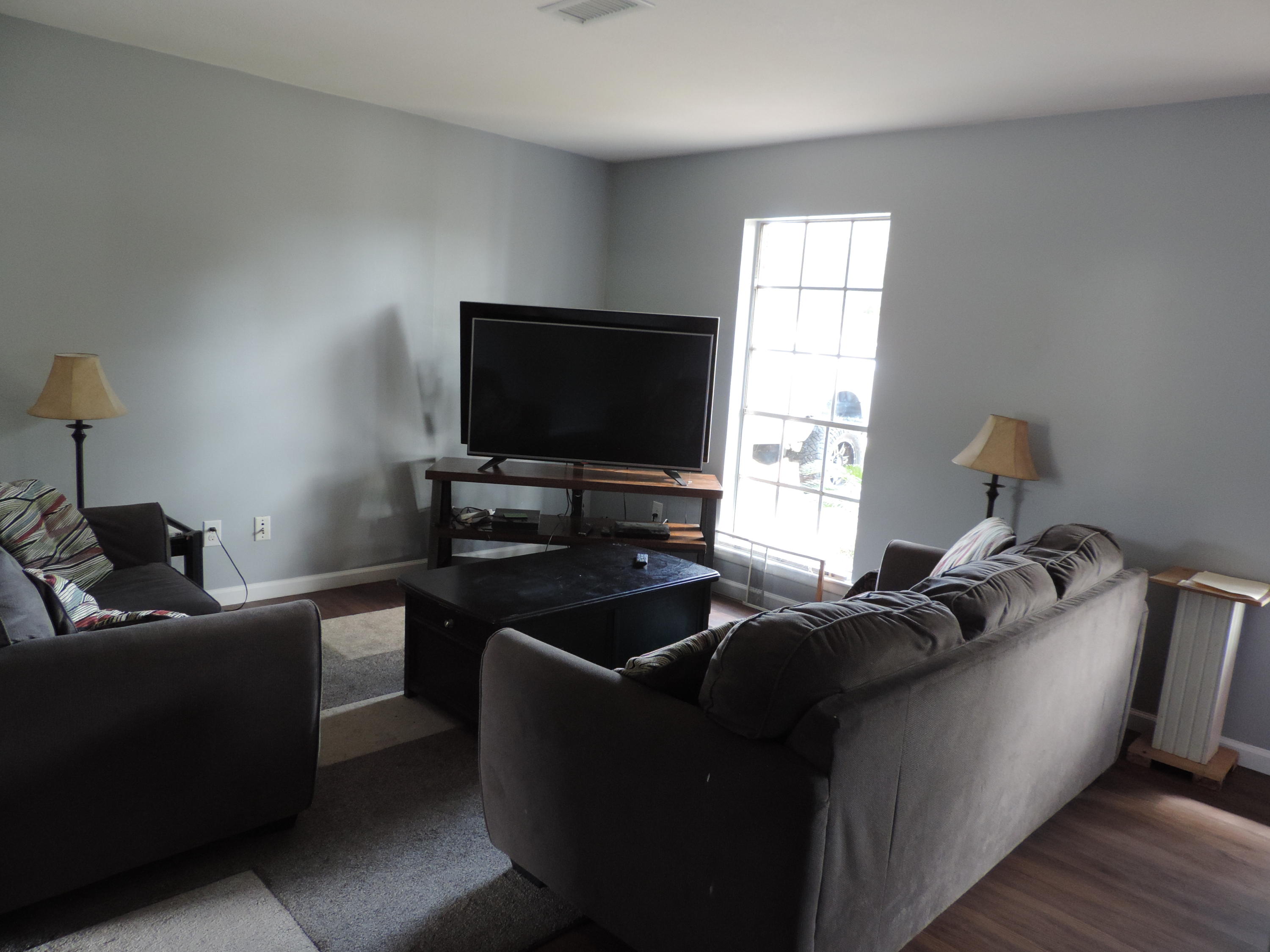 COLONIAL HEIGHTS - Residential