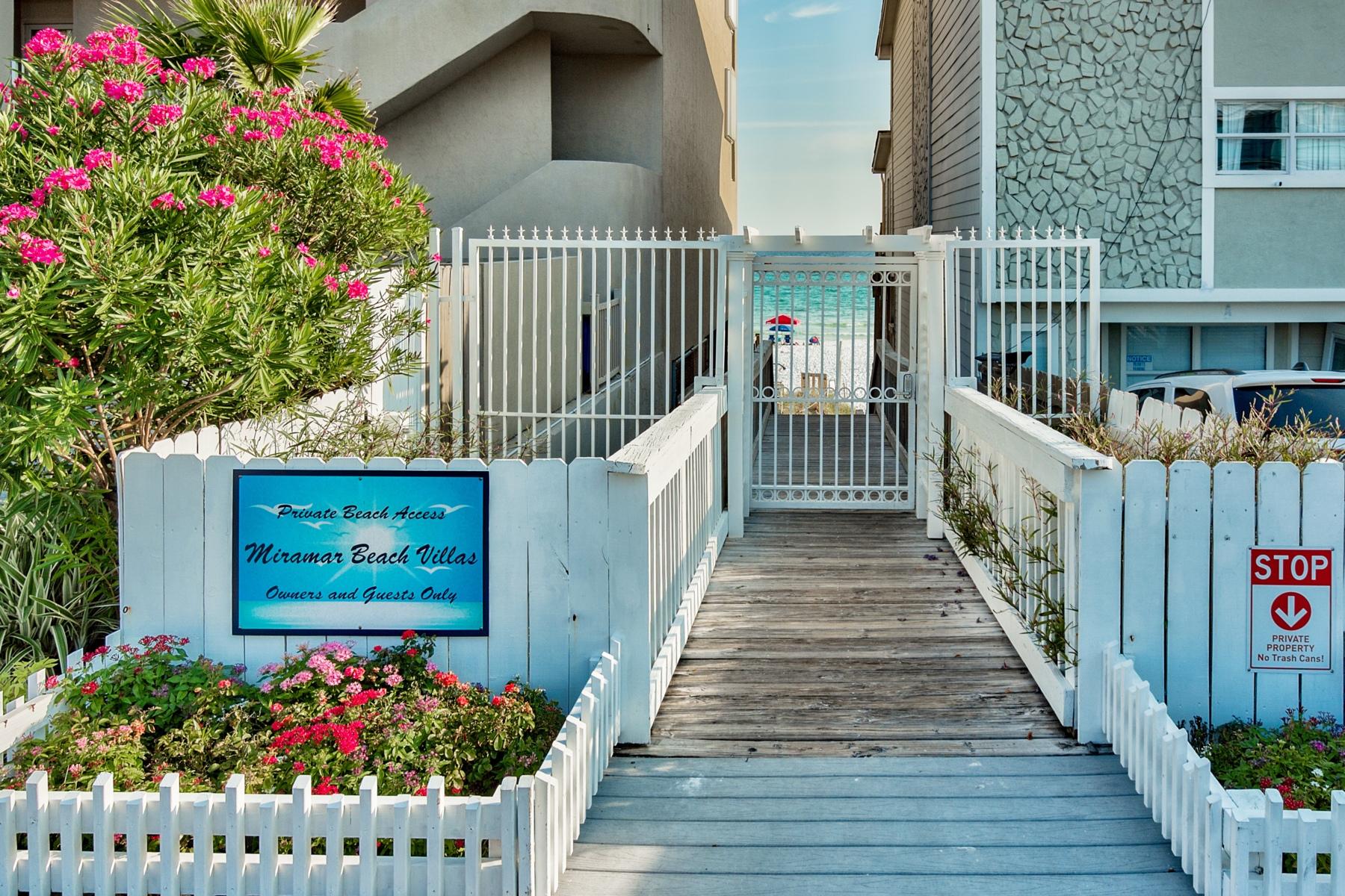 MIRAMAR BEACH VILLAS - Residential