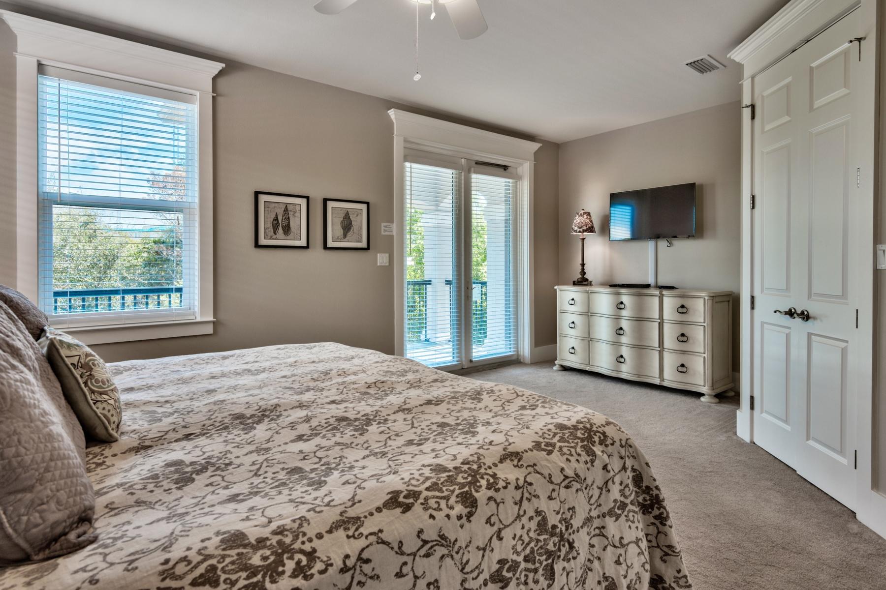 MIRAMAR BEACH VILLAS - Residential