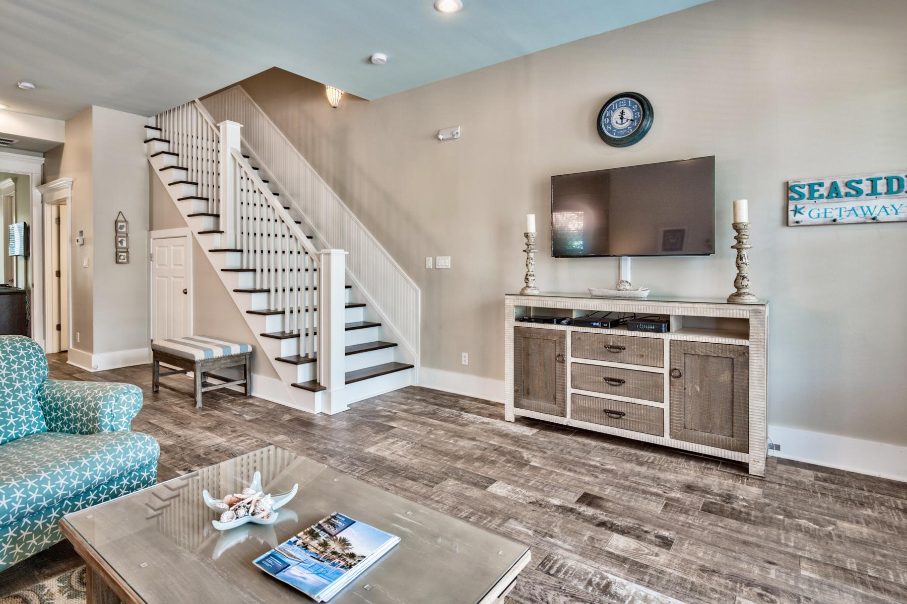 MIRAMAR BEACH VILLAS - Residential