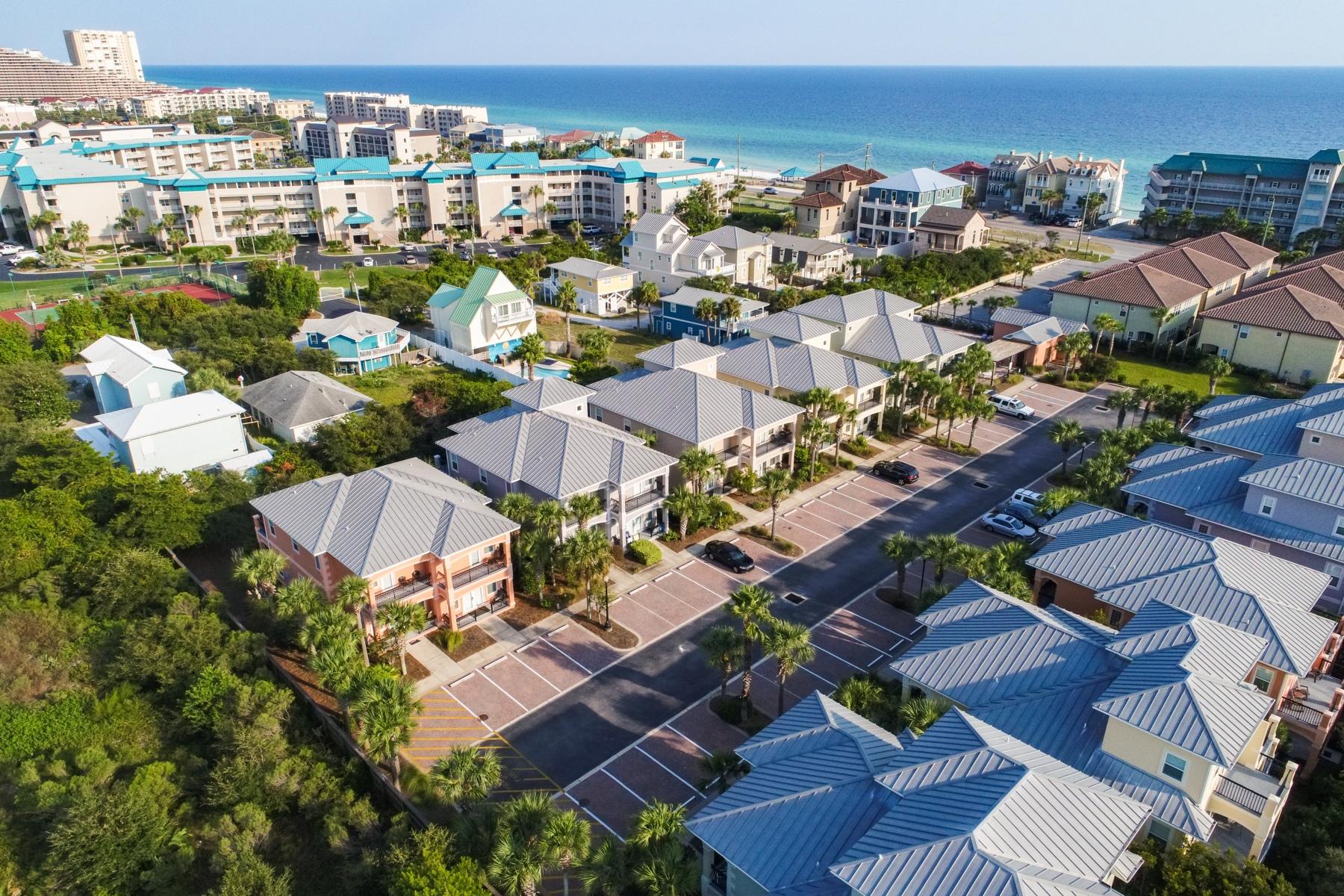 MIRAMAR BEACH VILLAS - Residential
