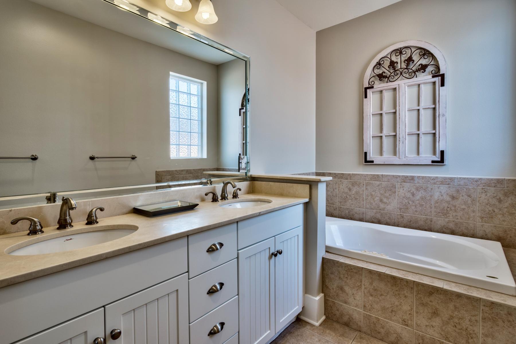 MIRAMAR BEACH VILLAS - Residential