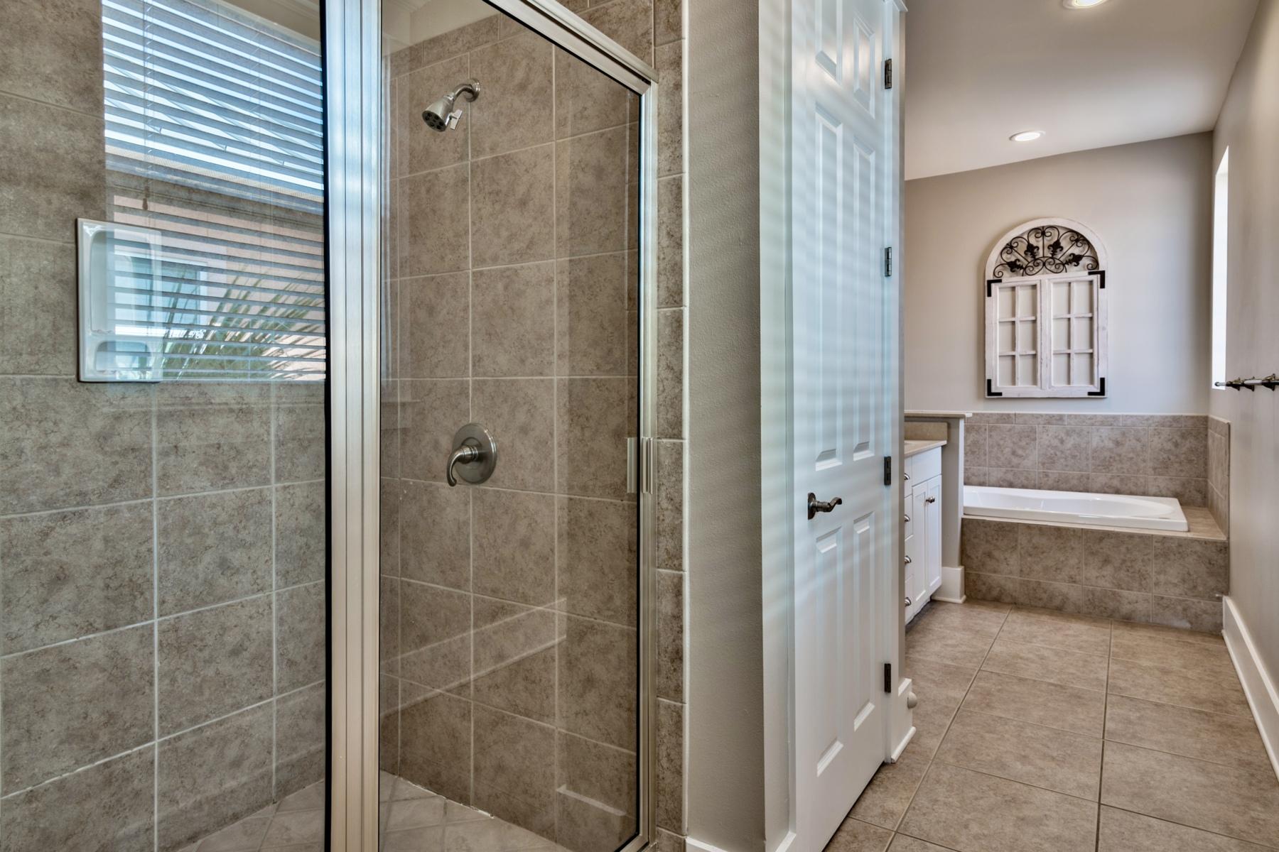 MIRAMAR BEACH VILLAS - Residential