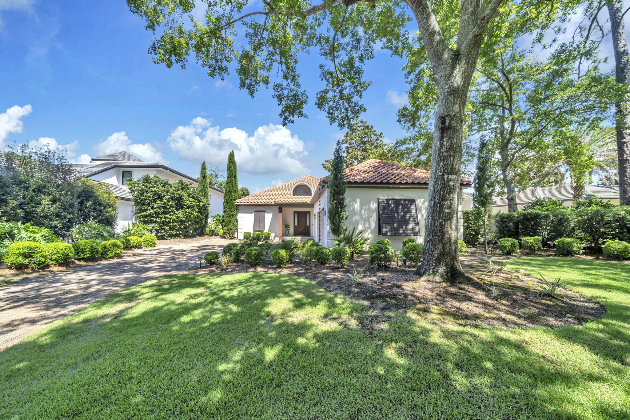 3015 Bay Villas Drive 3015