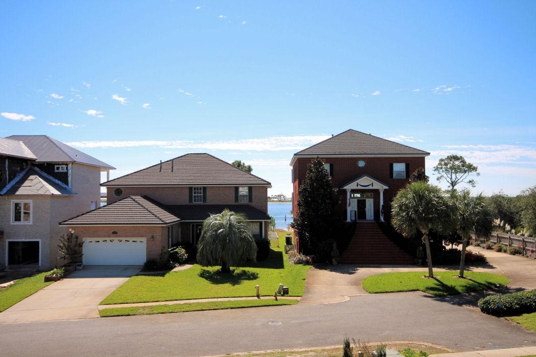 SPARKLING WATERS - Residential