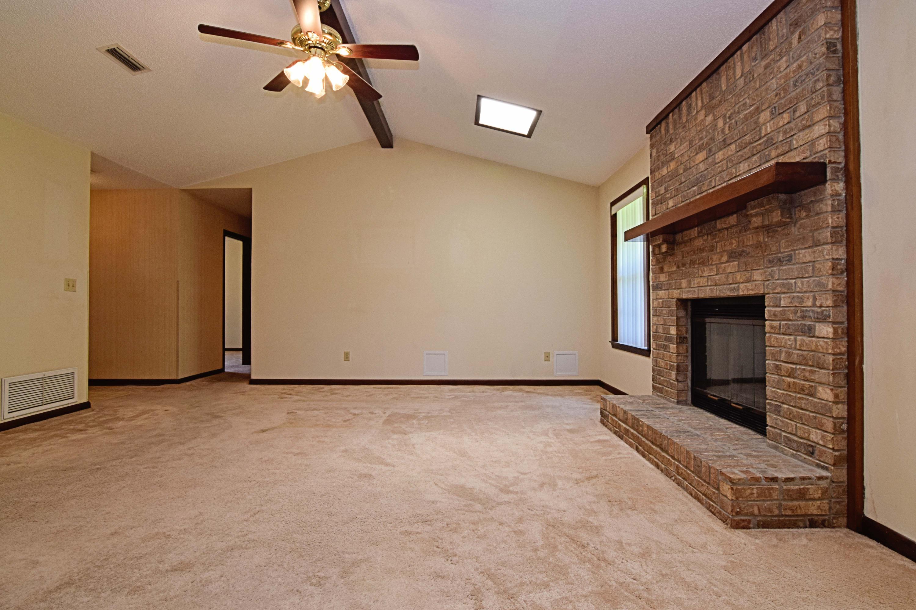 VALPARAISO PINECREST 5 - Residential