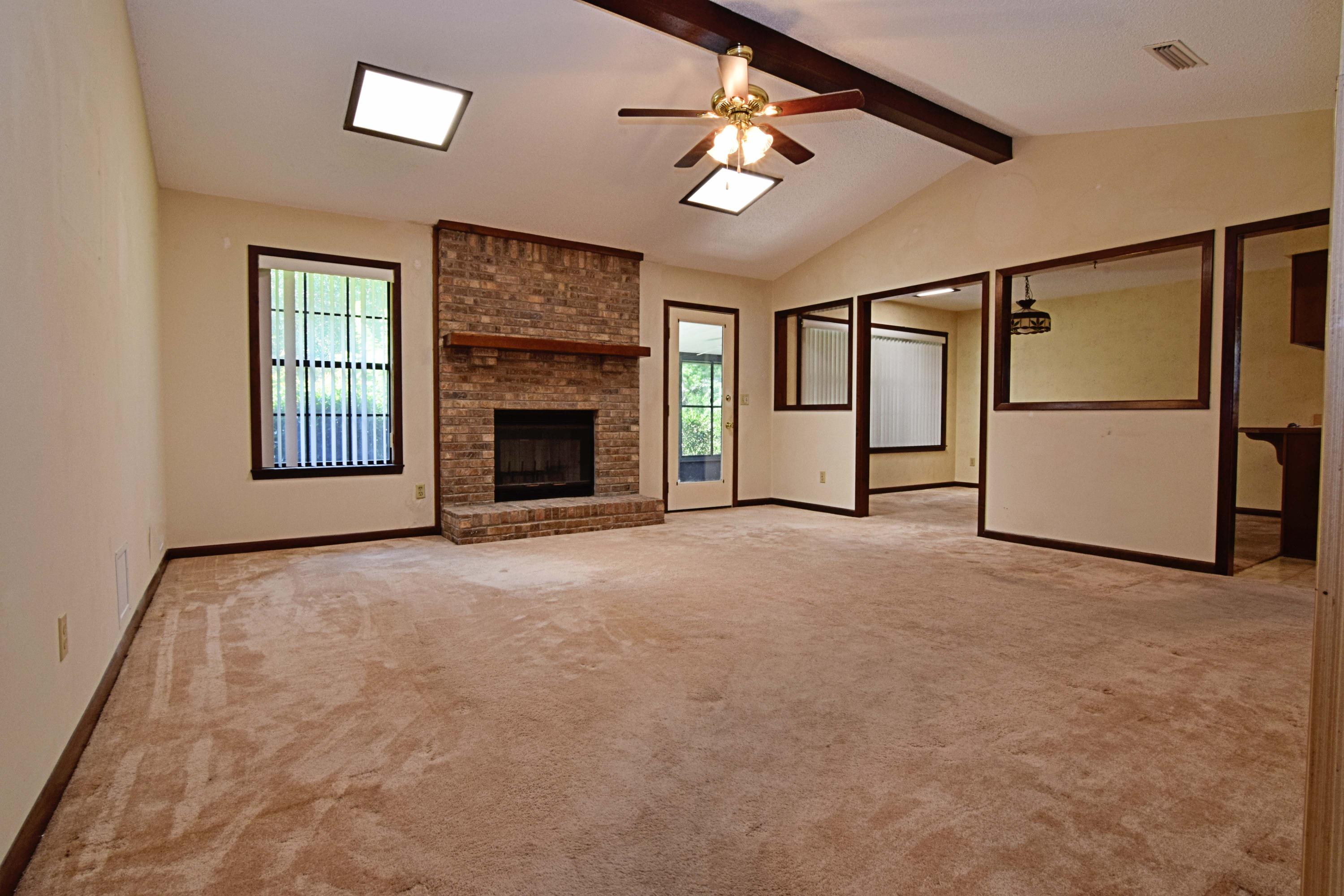 VALPARAISO PINECREST 5 - Residential