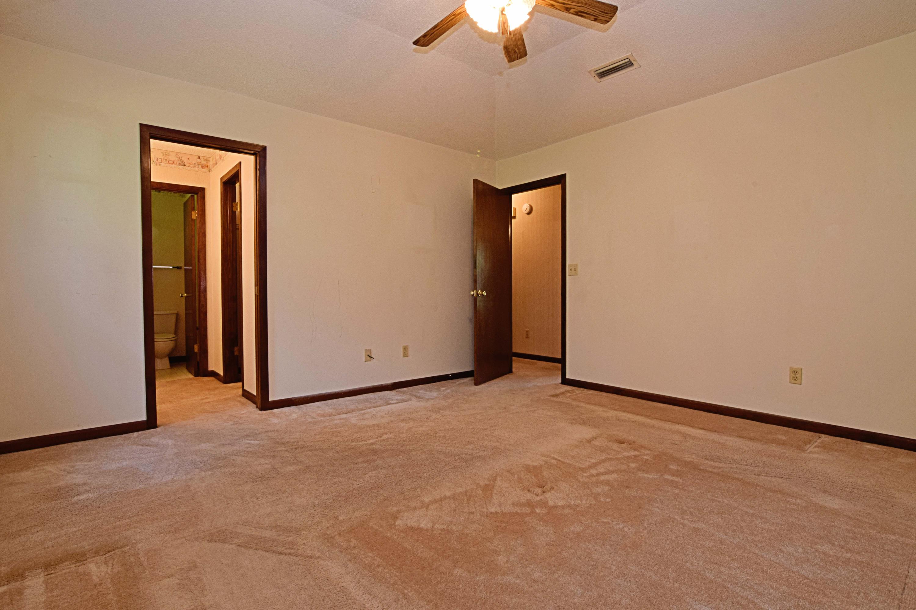 VALPARAISO PINECREST 5 - Residential