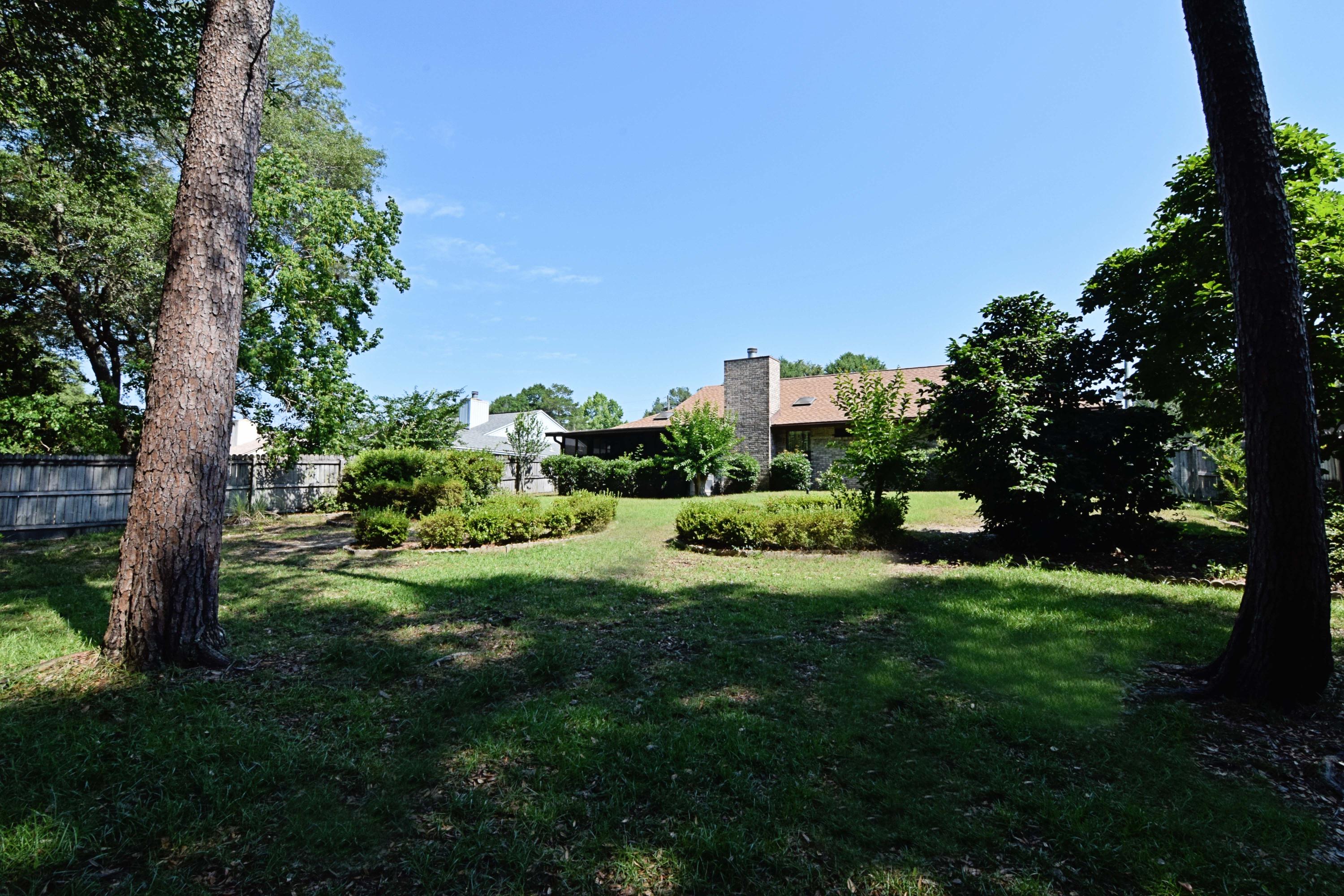 VALPARAISO PINECREST 5 - Residential