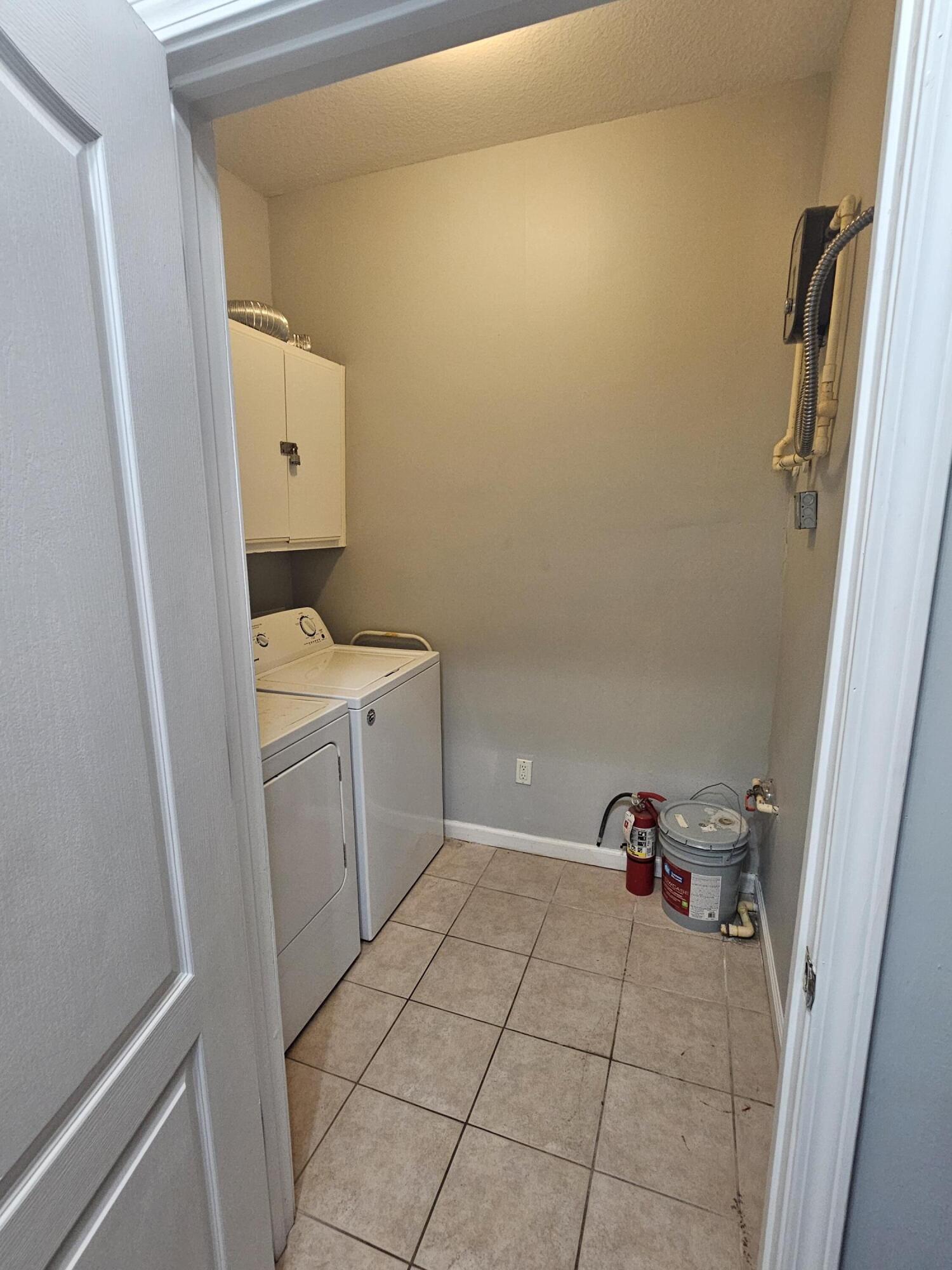 SOUTHERN GROVE CONDO - Residential