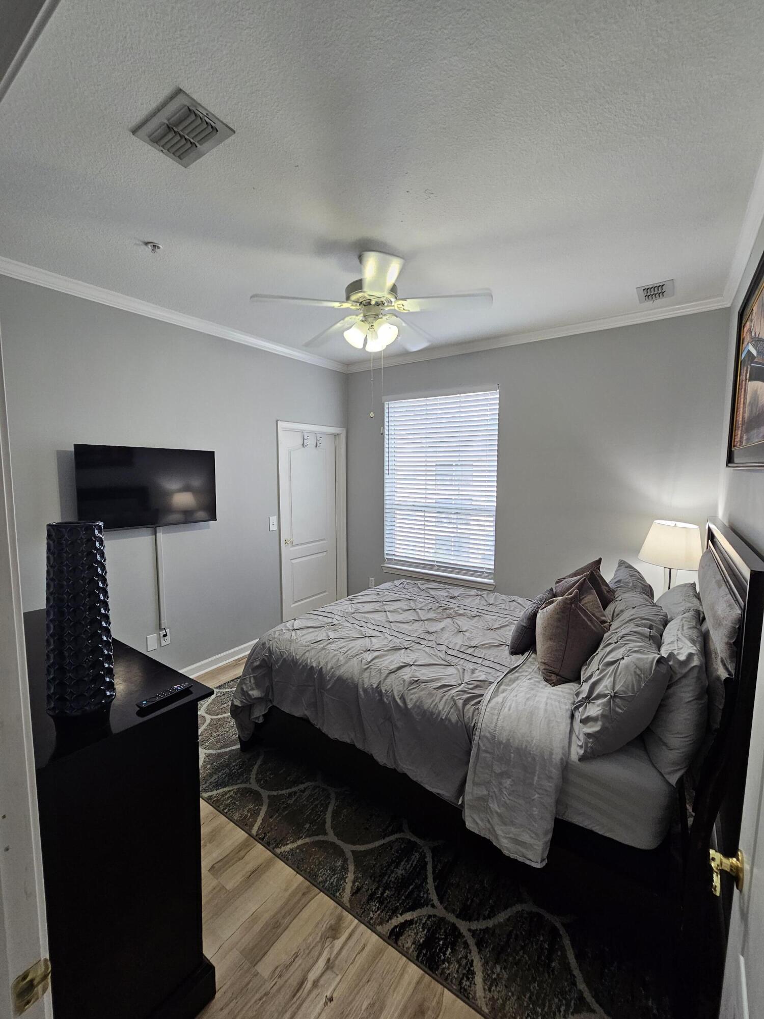 SOUTHERN GROVE CONDO - Residential