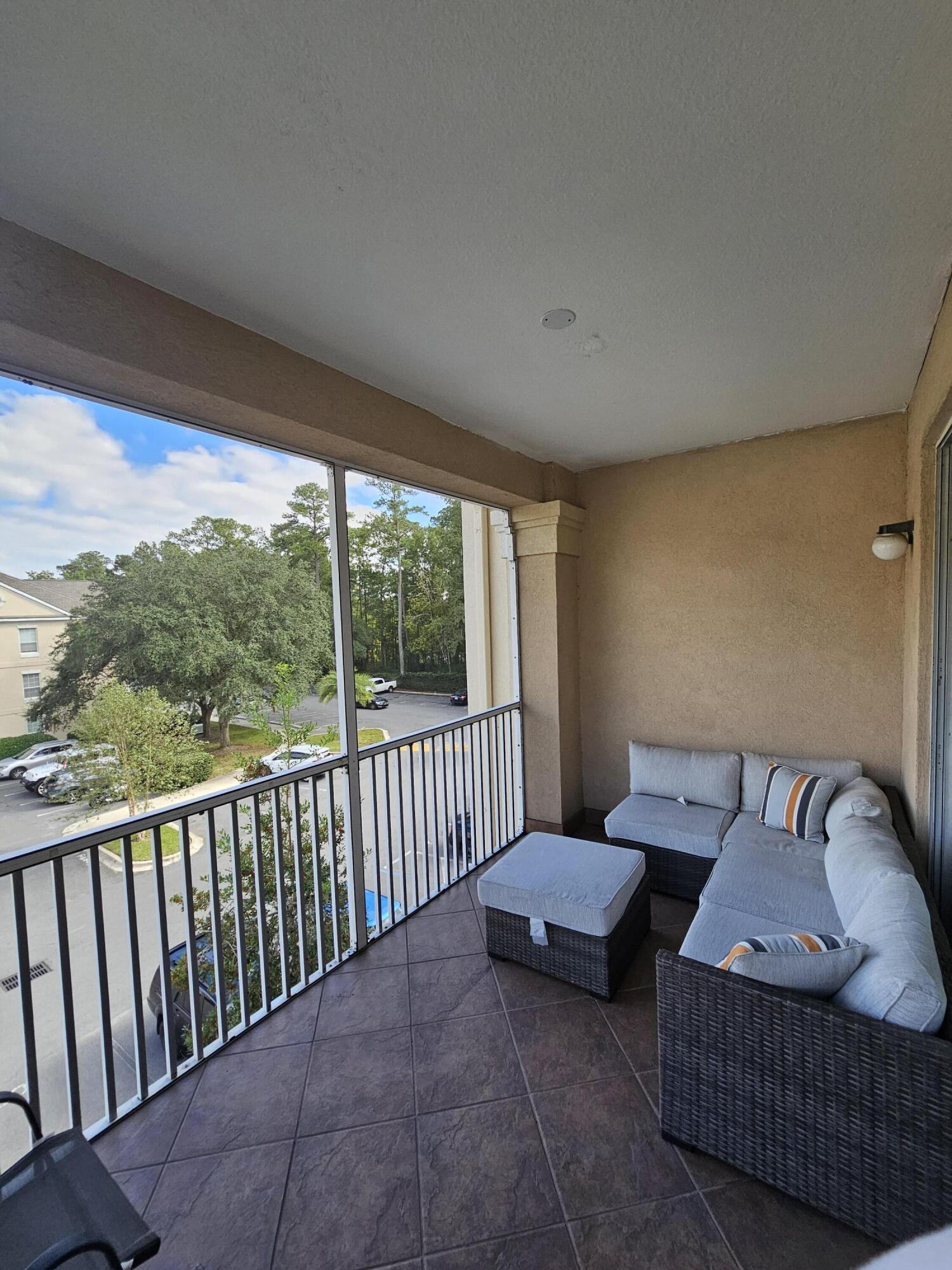 SOUTHERN GROVE CONDO - Residential