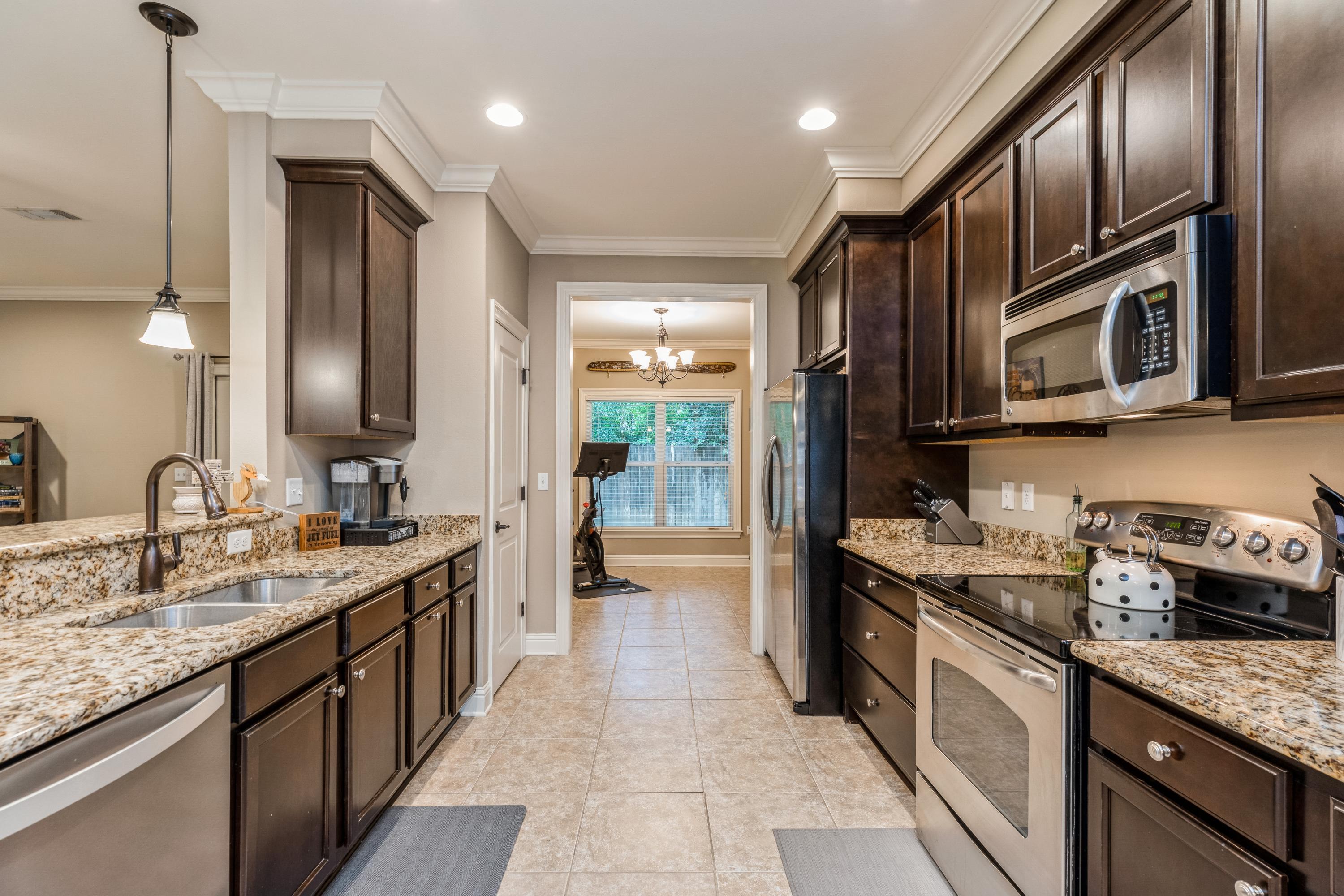 ARROWHEAD - Residential