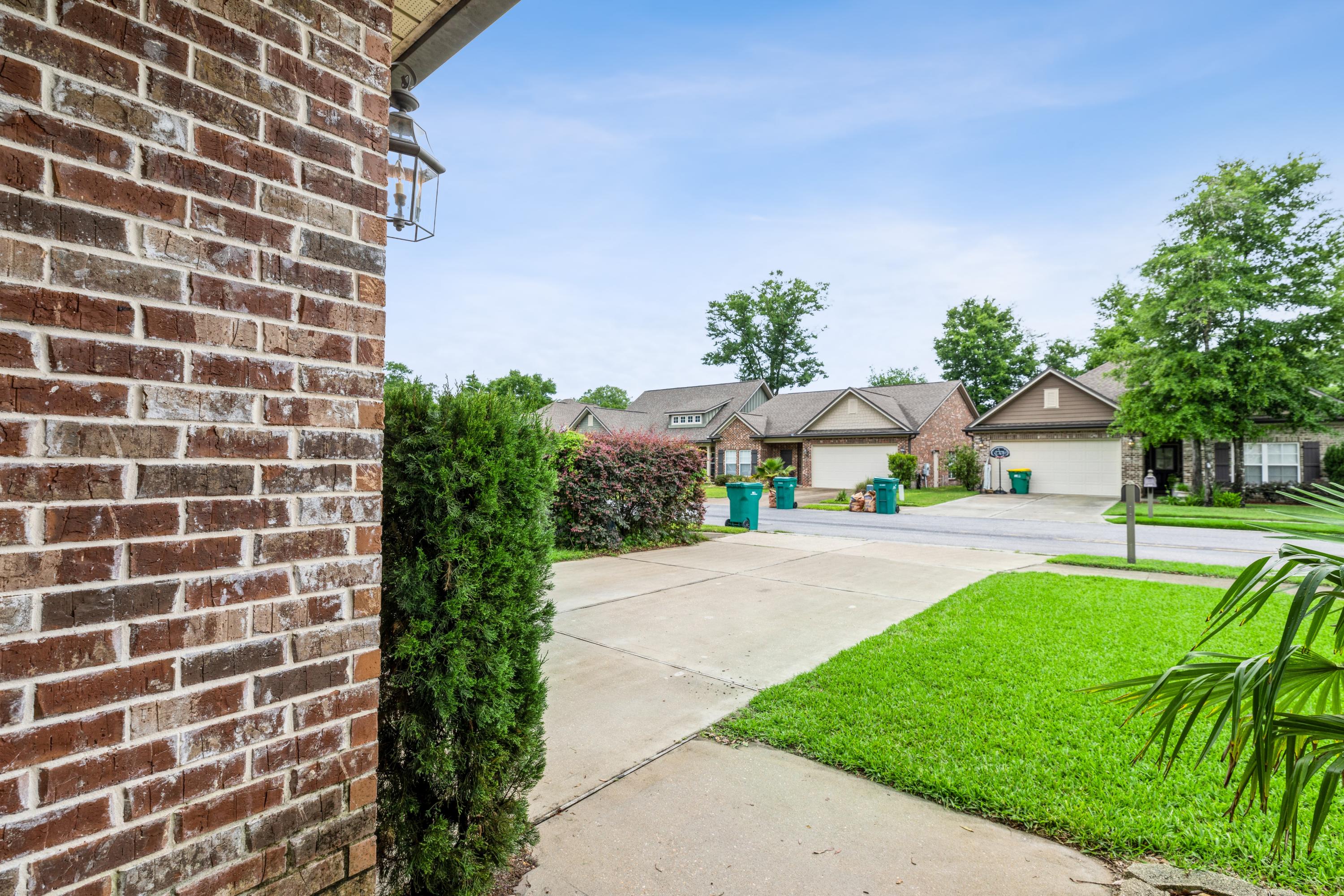 ARROWHEAD - Residential