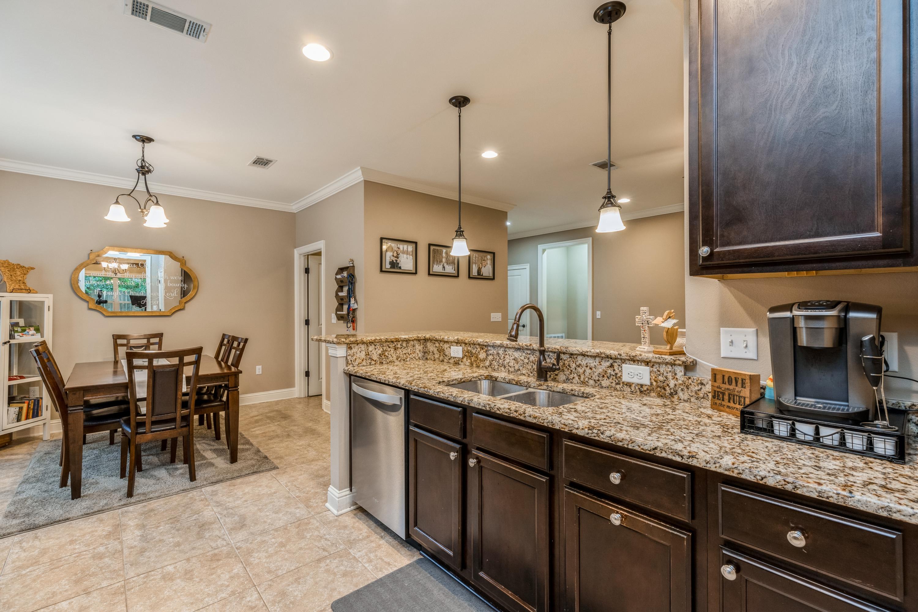 ARROWHEAD - Residential