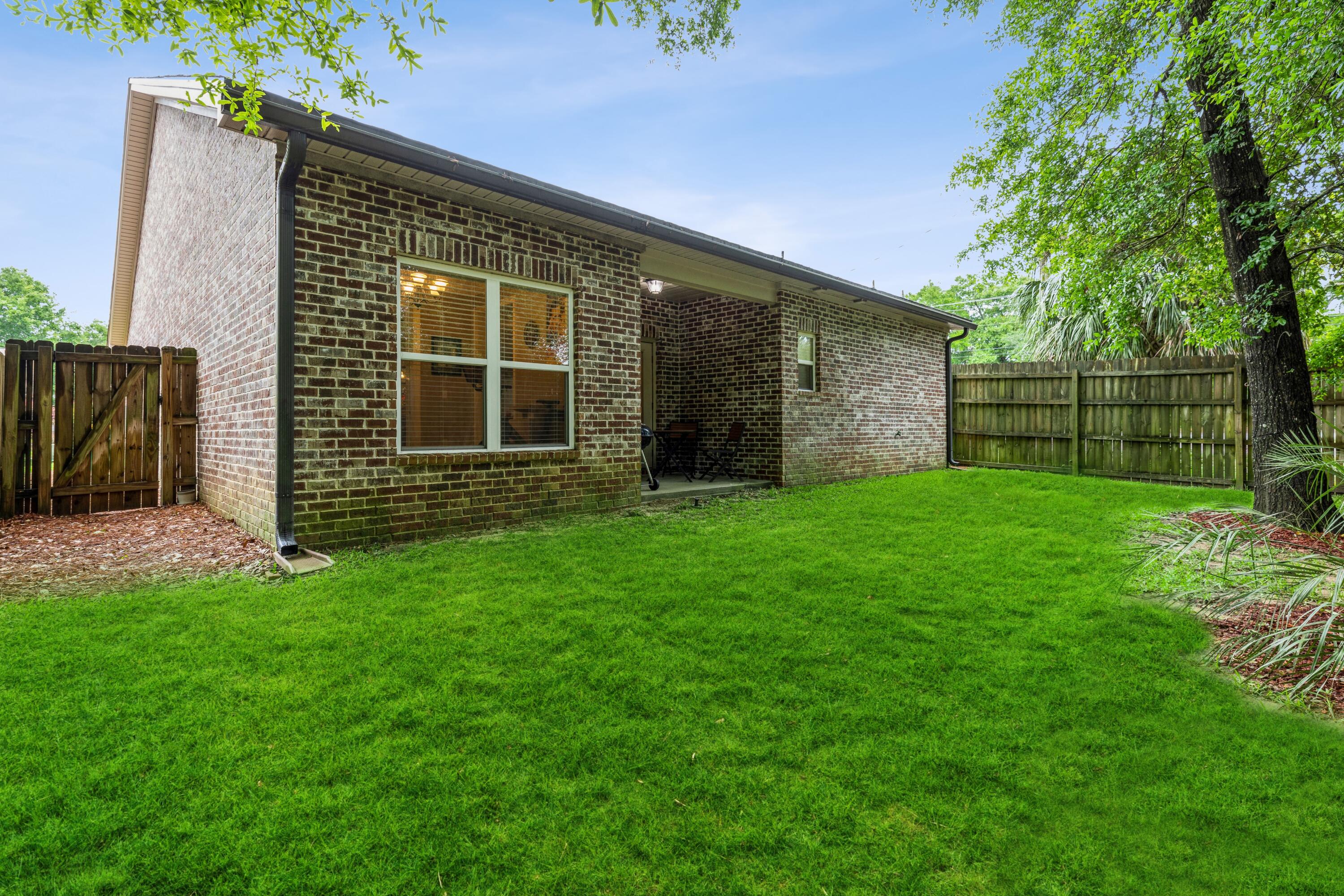 ARROWHEAD - Residential