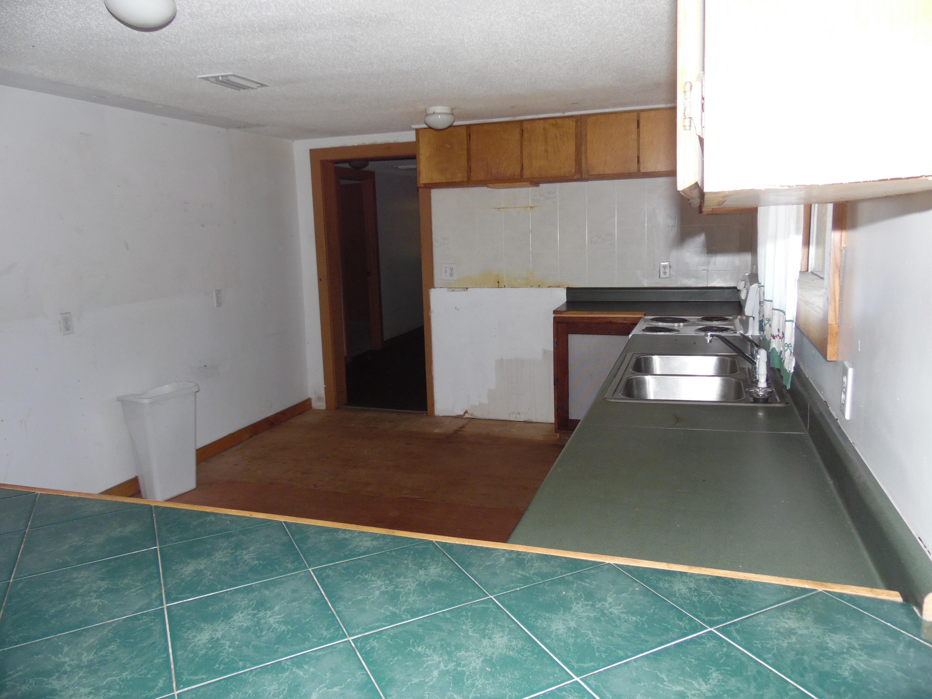 VAN KIRK S/D - Residential