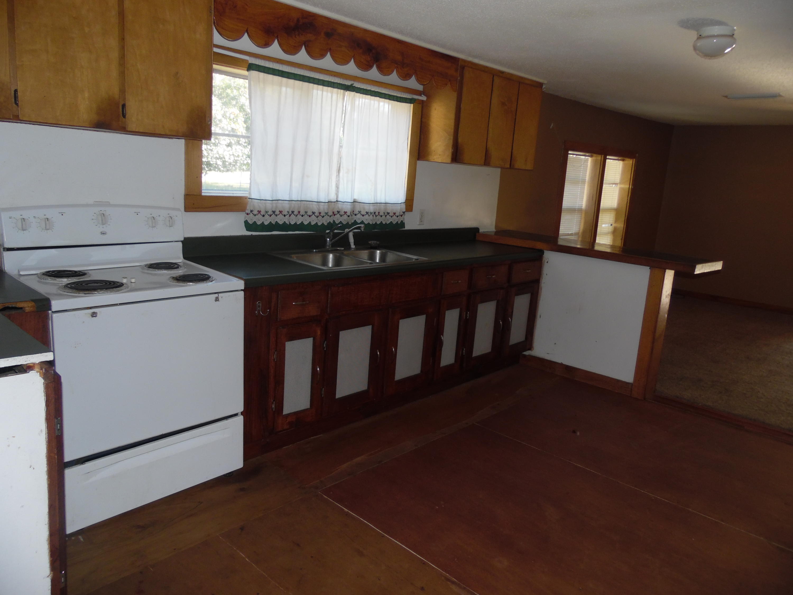 VAN KIRK S/D - Residential