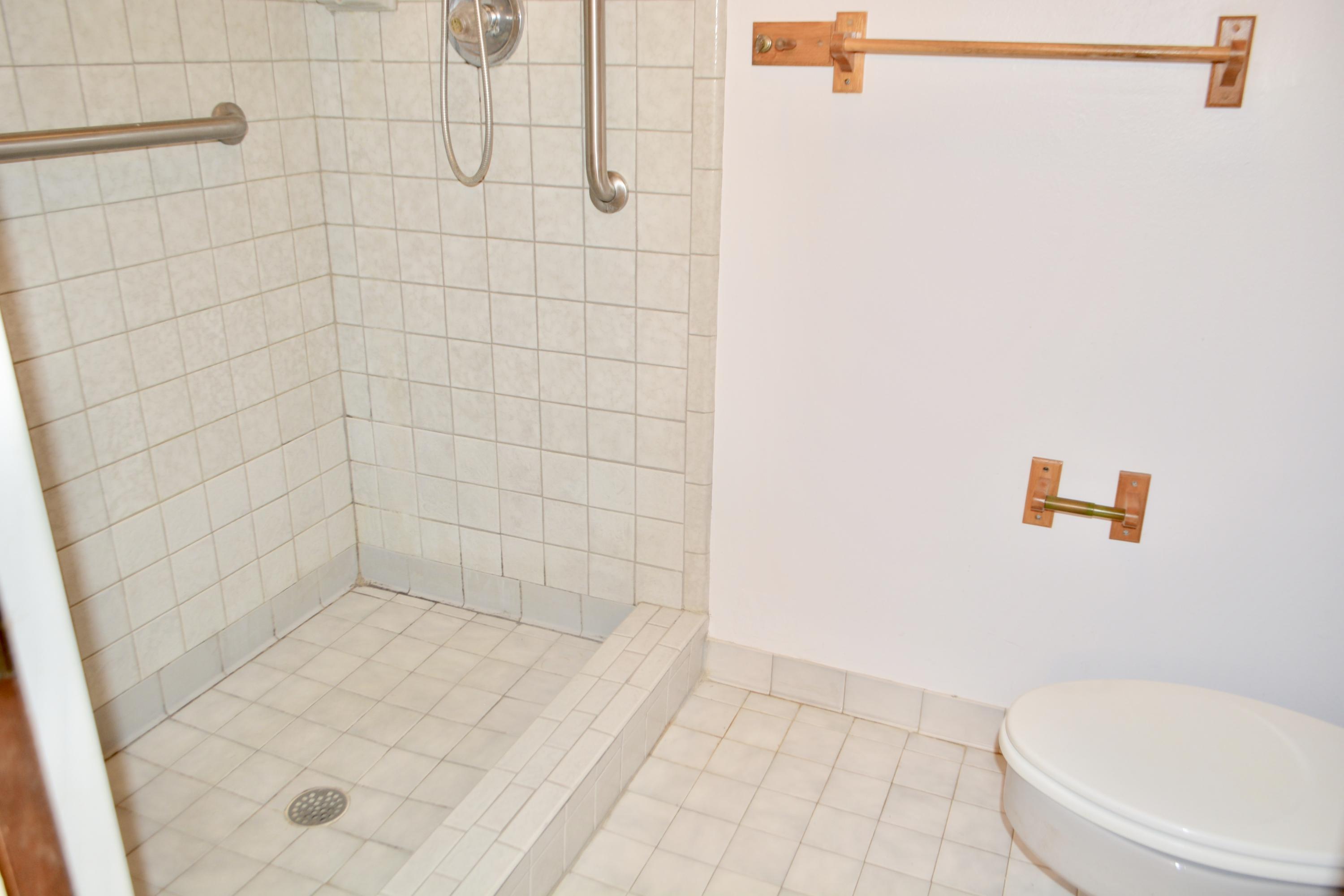 LIDO ESTATES BLUEWATER BAY - Residential