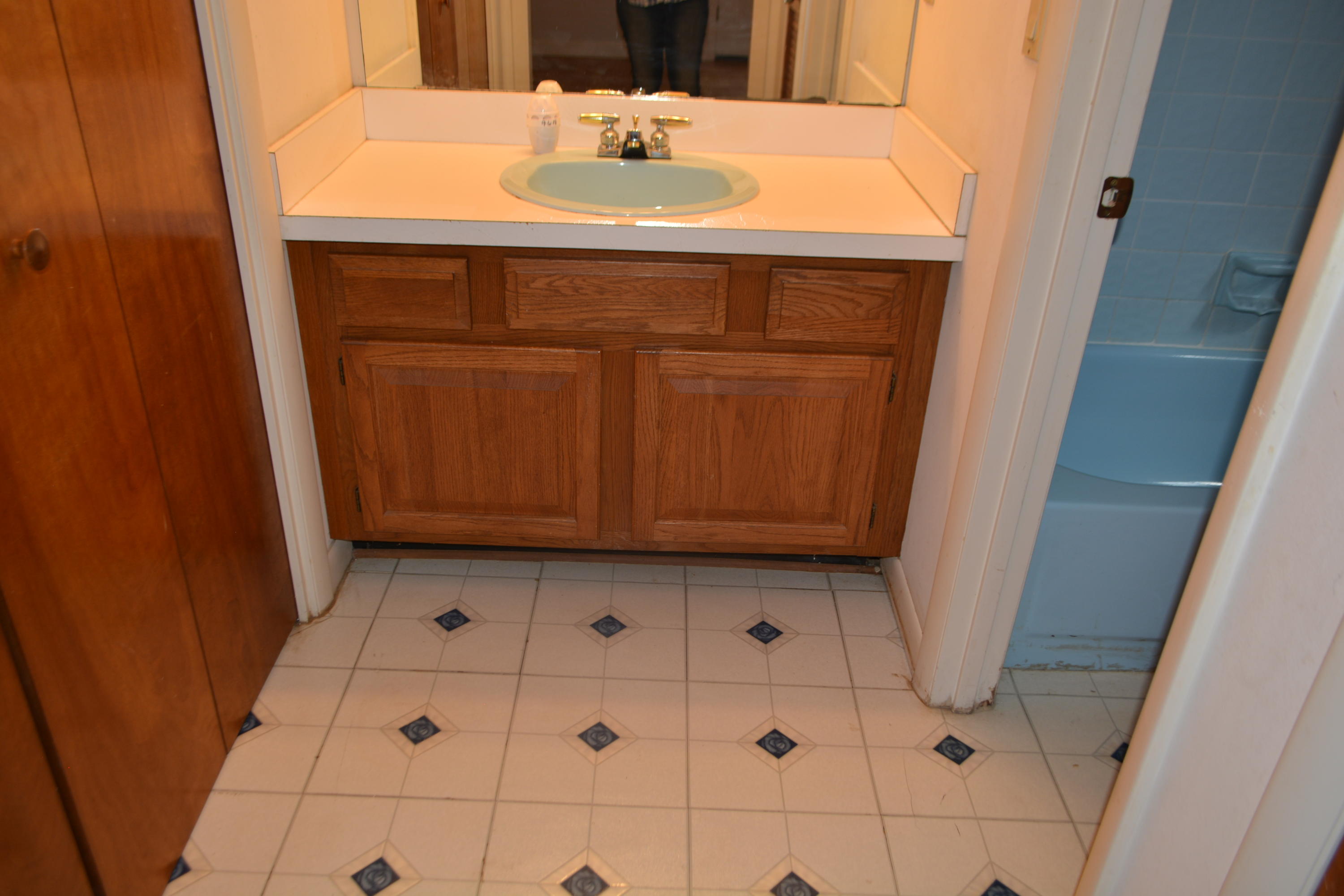 LIDO ESTATES BLUEWATER BAY - Residential