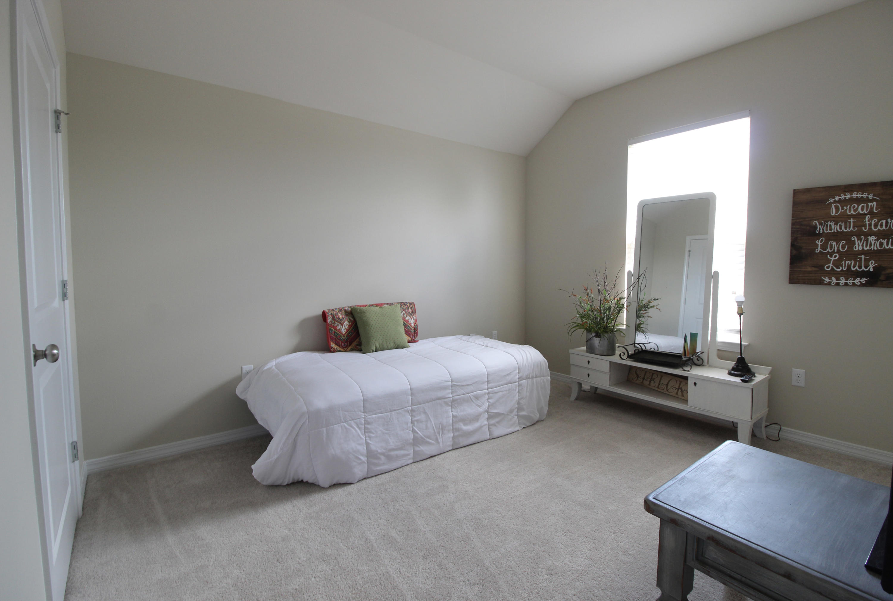 HERITAGE MANOR - Residential