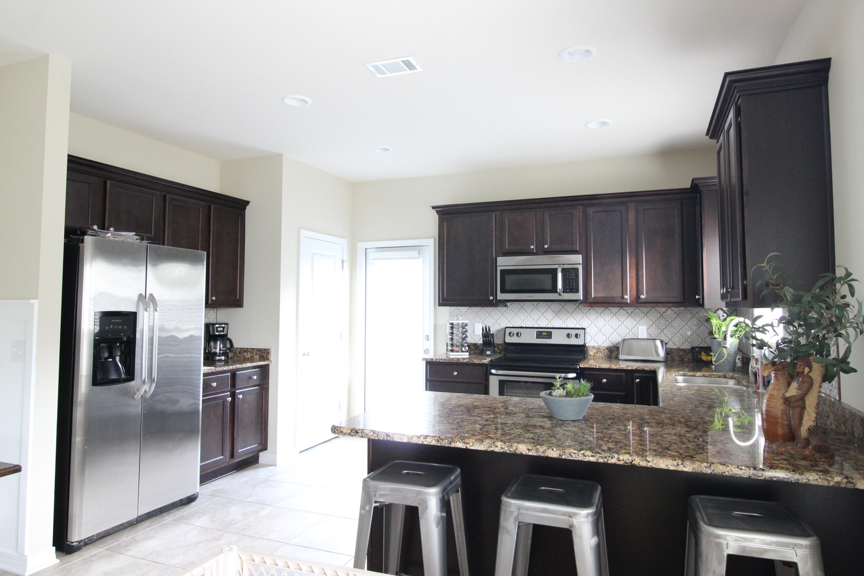 HERITAGE MANOR - Residential