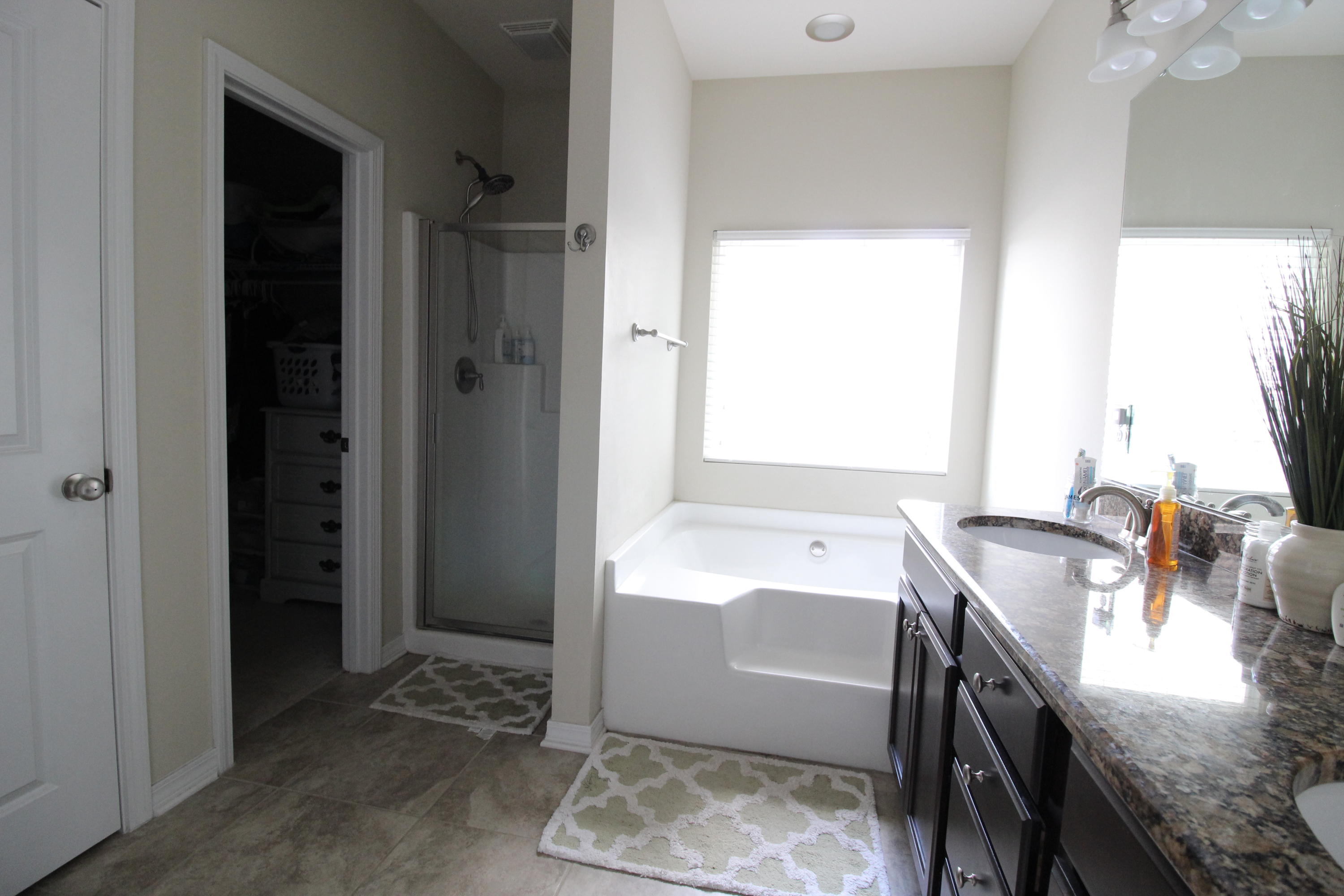 HERITAGE MANOR - Residential