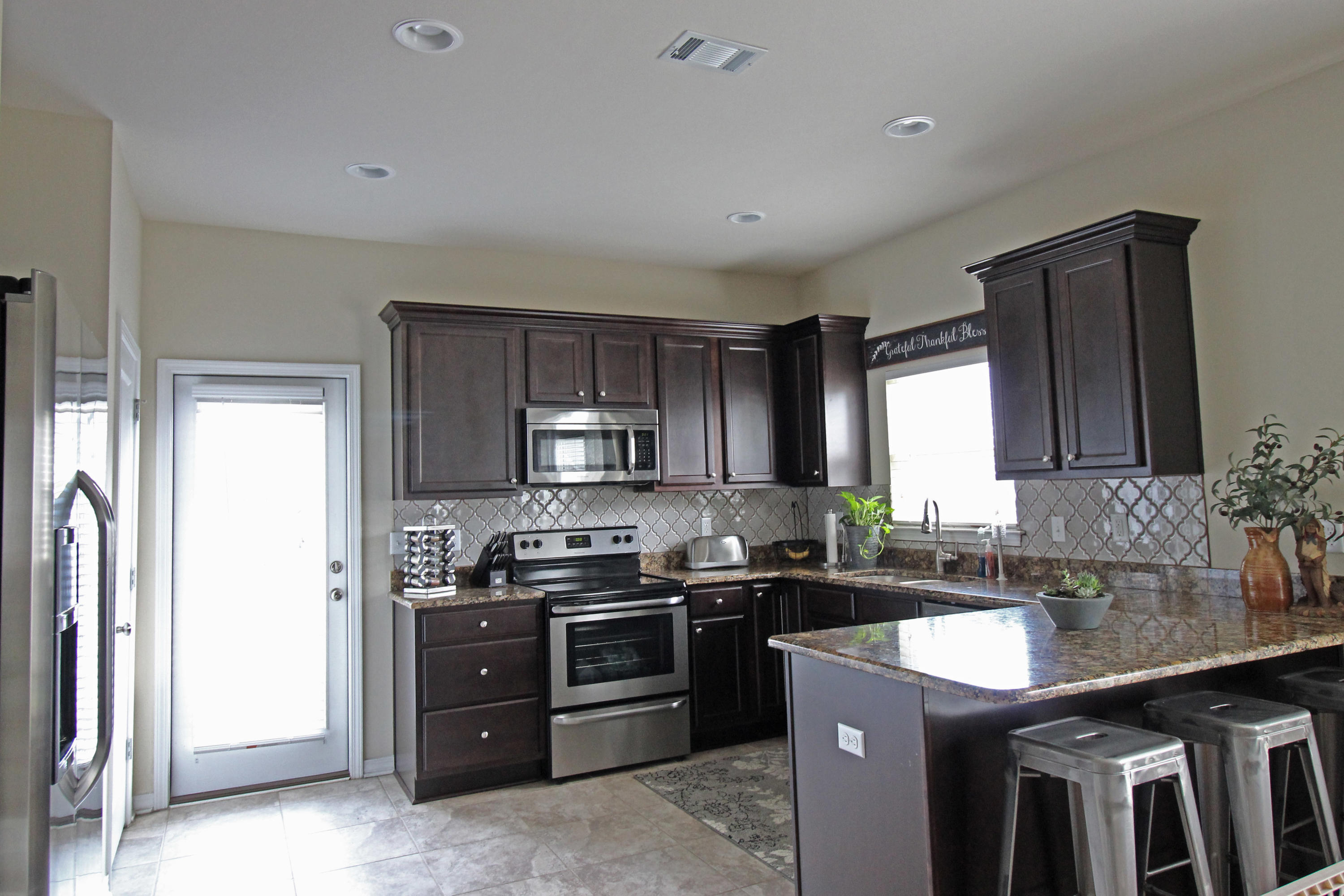 HERITAGE MANOR - Residential