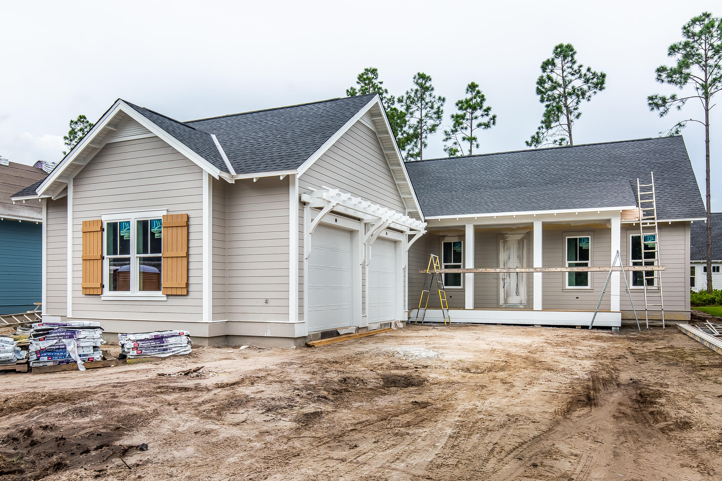 The modified Gardenia plan from Huff Homes is made up of 4 bedrooms, 3 and 1 half bathrooms, and a 2-car garage. A beautiful color scheme and open-concept living on a one-story plan create the perfect atmosphere for family time and entertaining. Filled with upgrades, the gorgeous features of this home include quartz countertops throughout, upgraded engineered wood flooring, lap and gap accents in hallway and master bedroom, glass door stacked cabinets, under cabinet lighting in the kitchen, upgraded Wolf appliances including a microwave drawer, dual fuel 30'' range, Sub Zero refrigerator, 30'' vent hood + more.