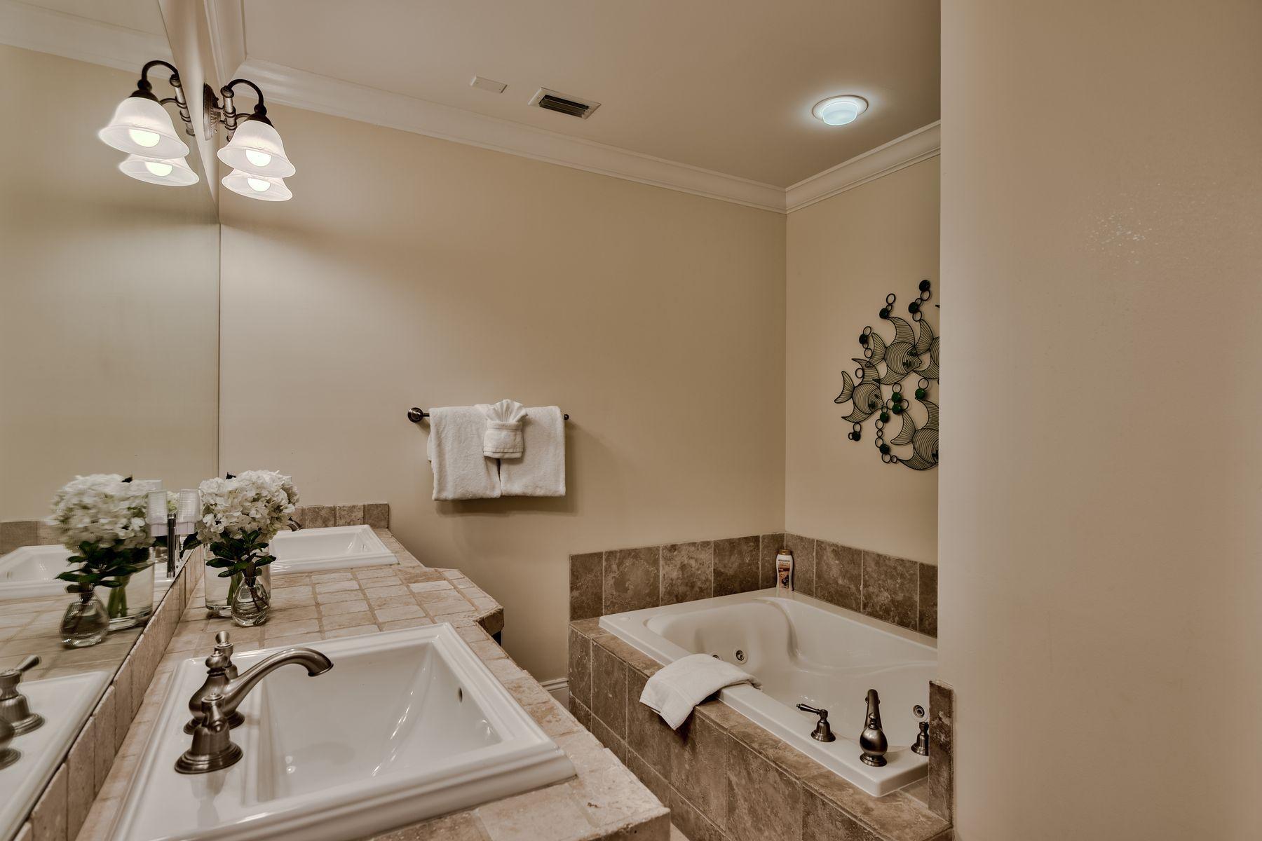 ADAGIO - Residential