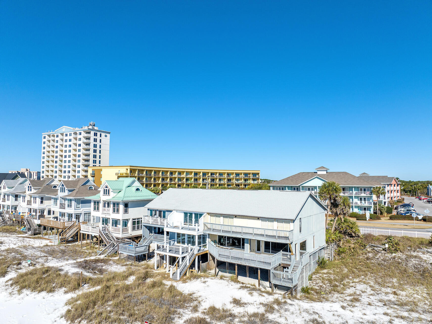 WHITECAPS T/H UNREC - Residential