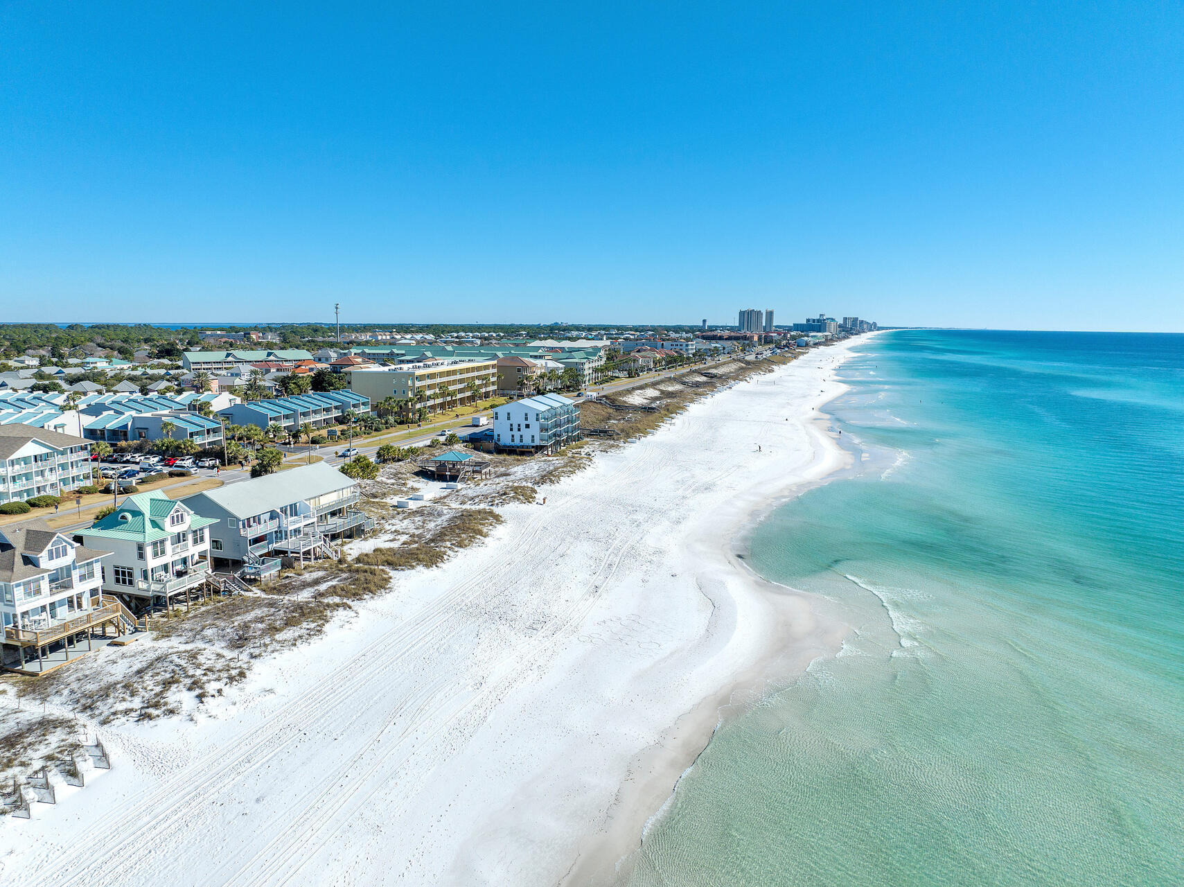 WHITECAPS T/H UNREC - Residential