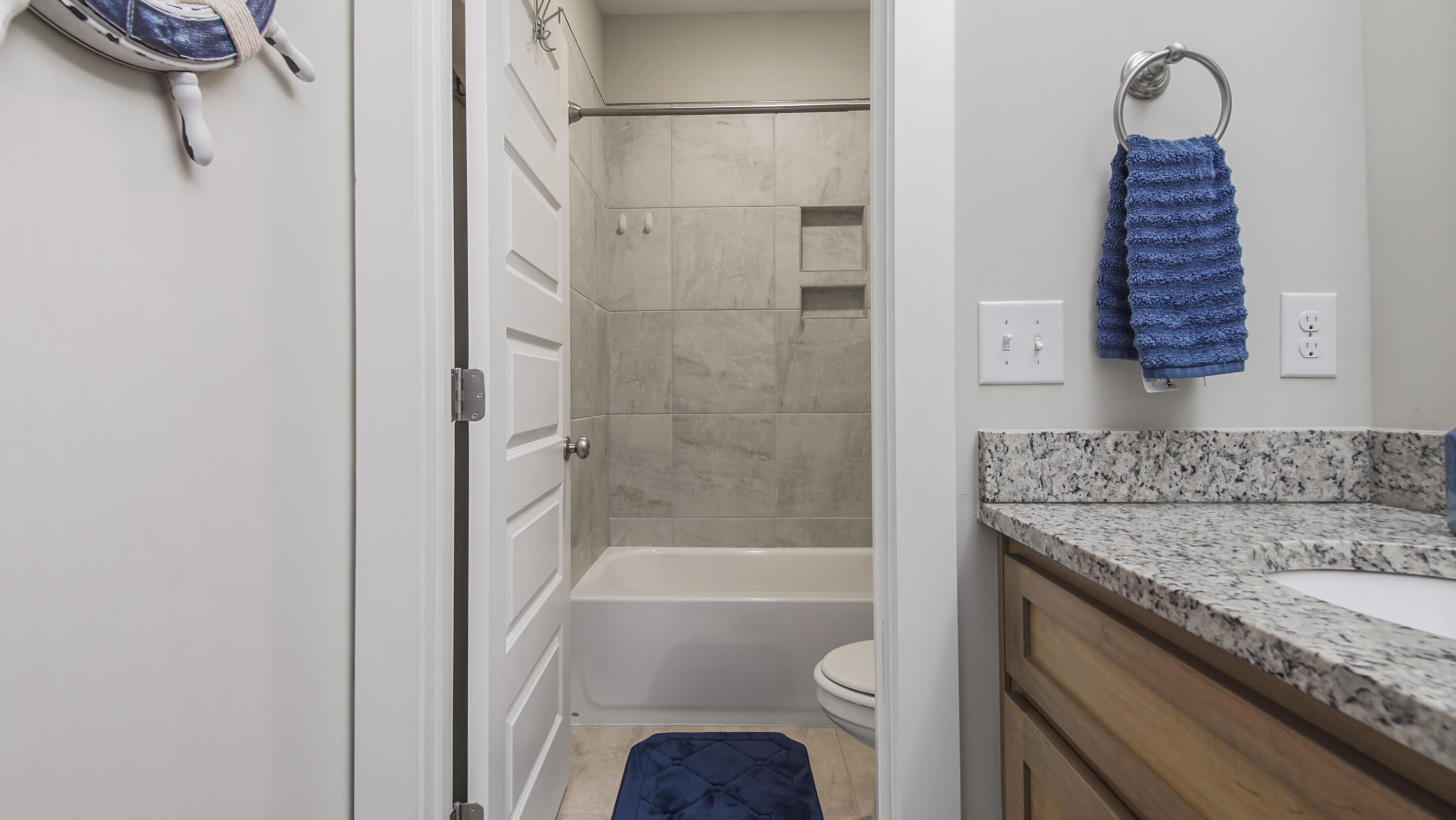 HAMMOCK BAY - Residential