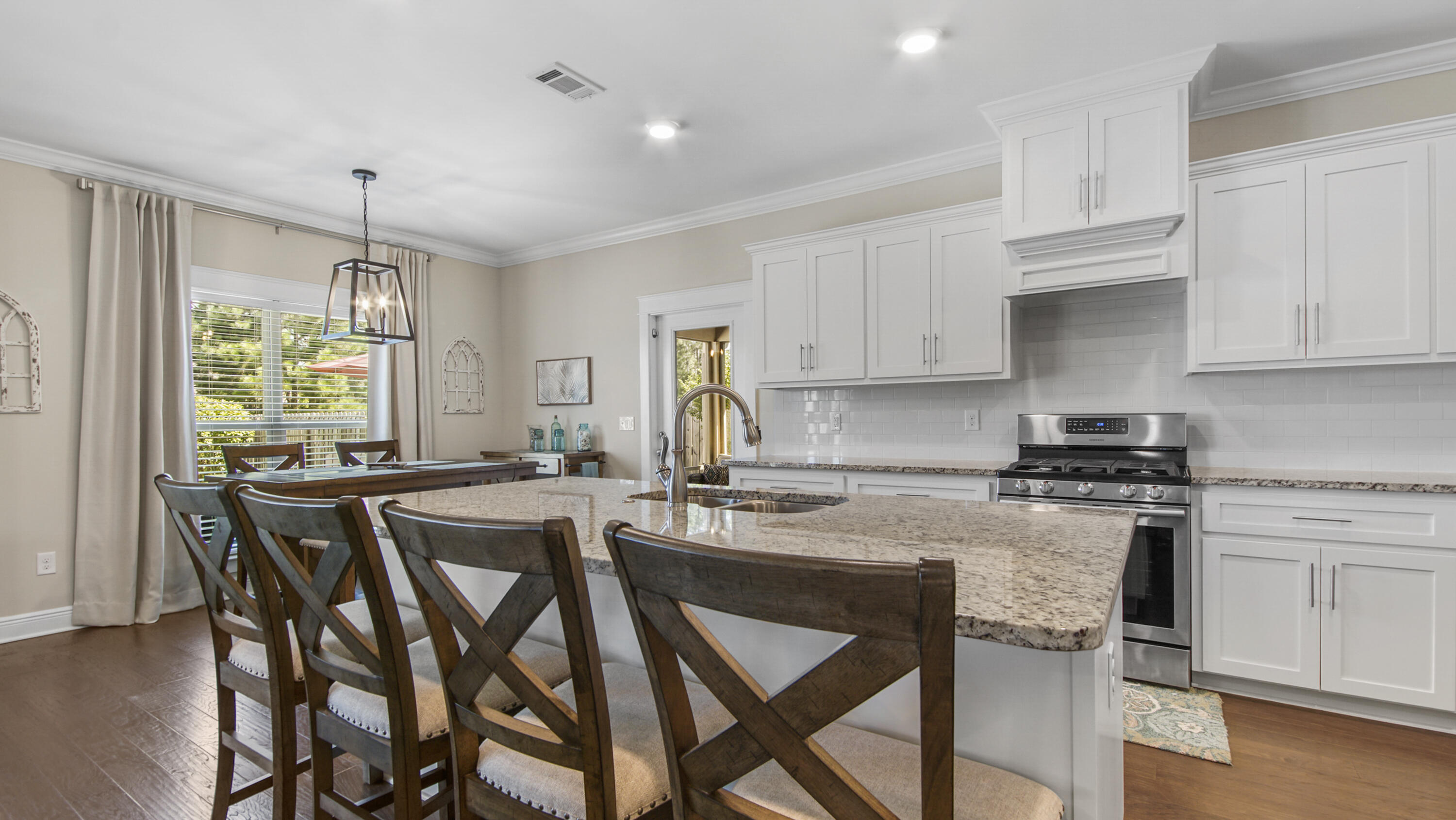 HAMMOCK BAY - Residential