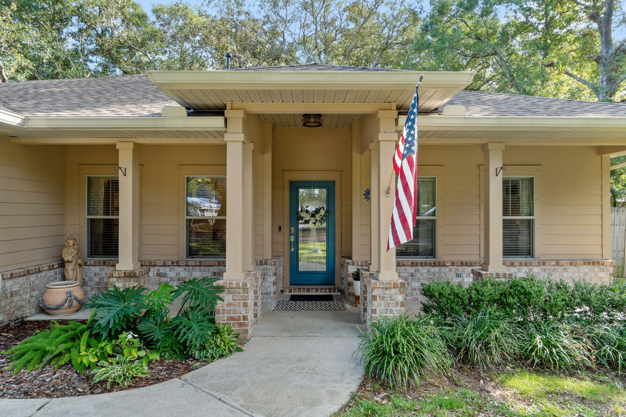 RE-S/D PART ELLIOTT PT LOT 9 BLK E - Residential