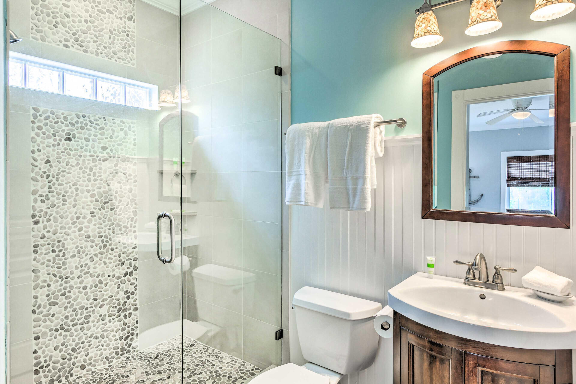 CRYSTAL SHORES - Residential