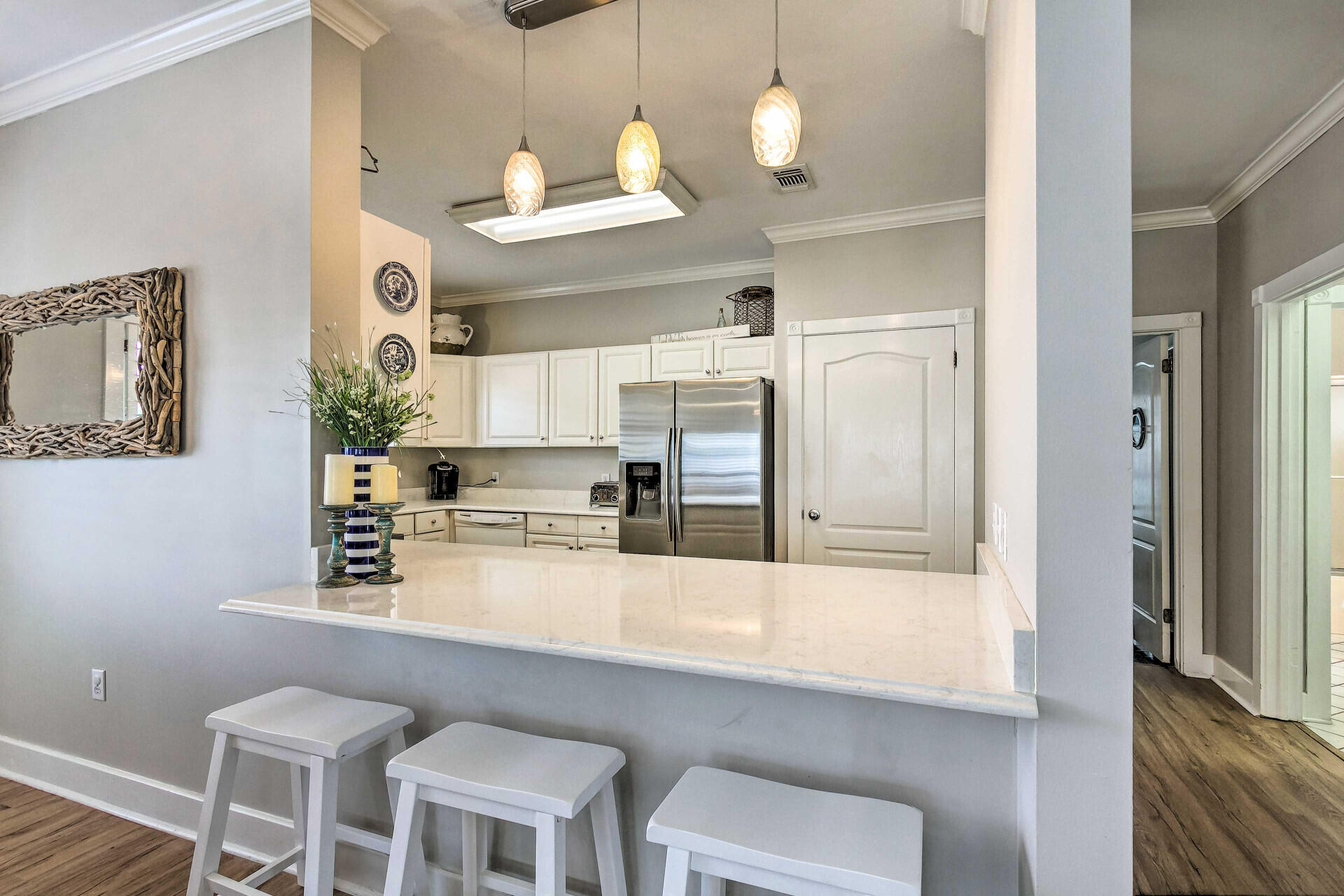CRYSTAL SHORES - Residential