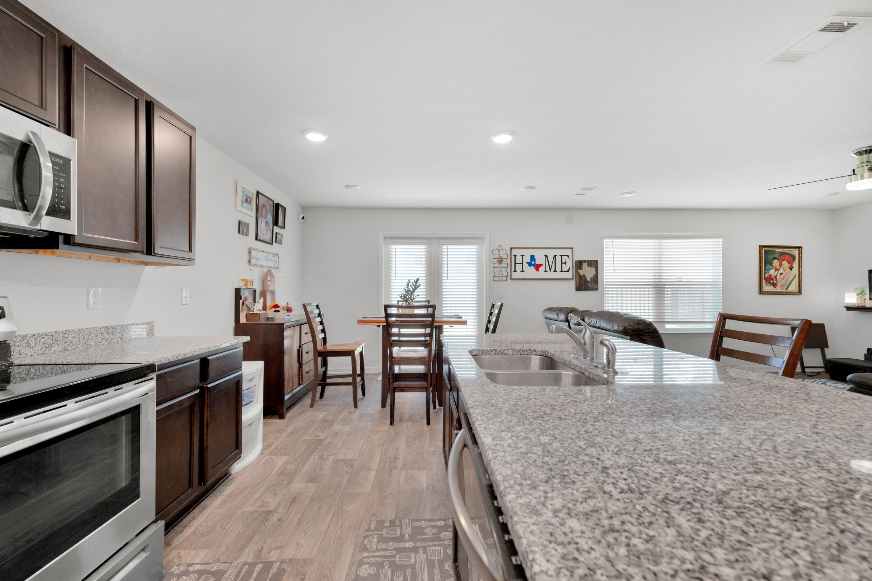 REDSTONE COMMONS - Residential