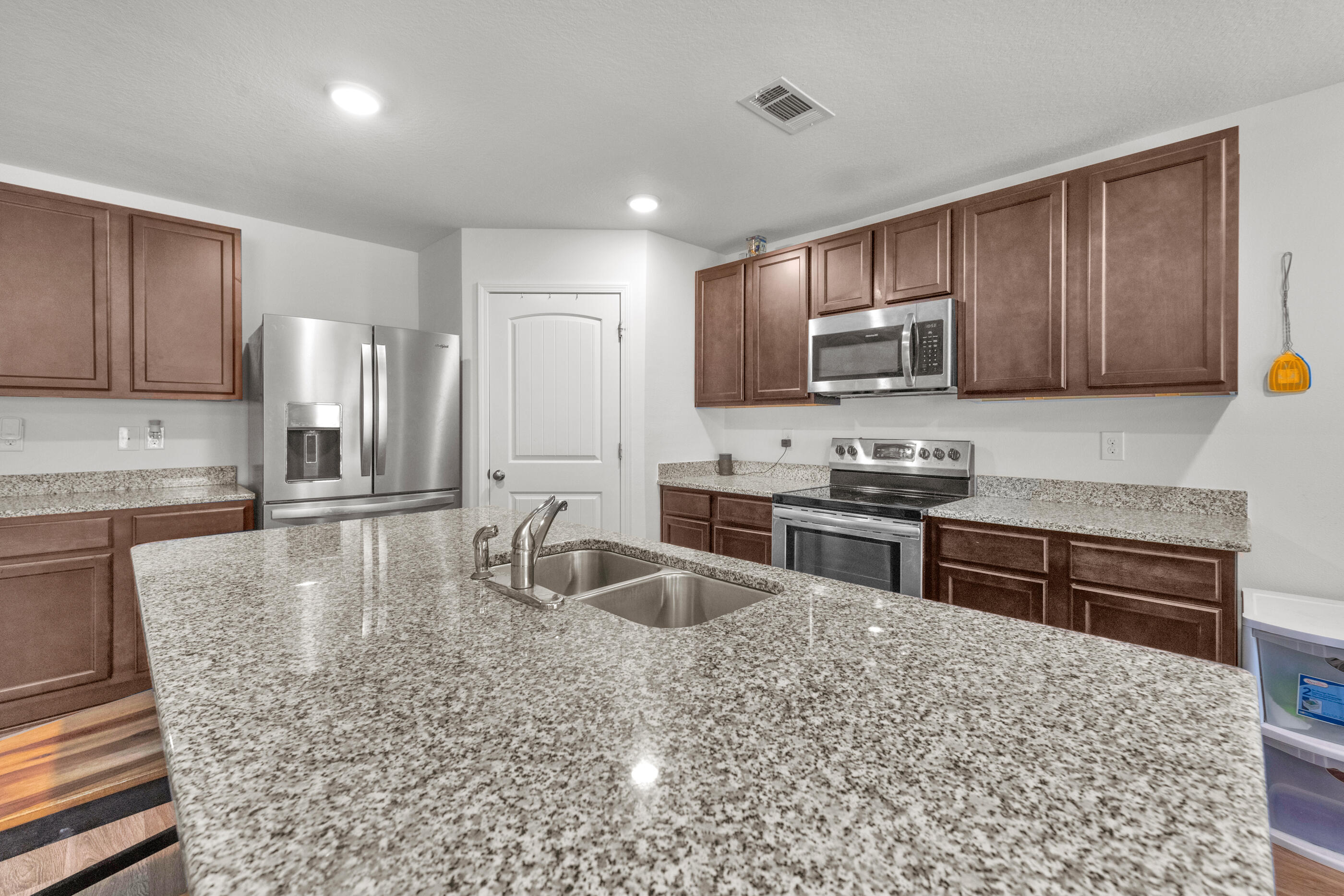 REDSTONE COMMONS - Residential