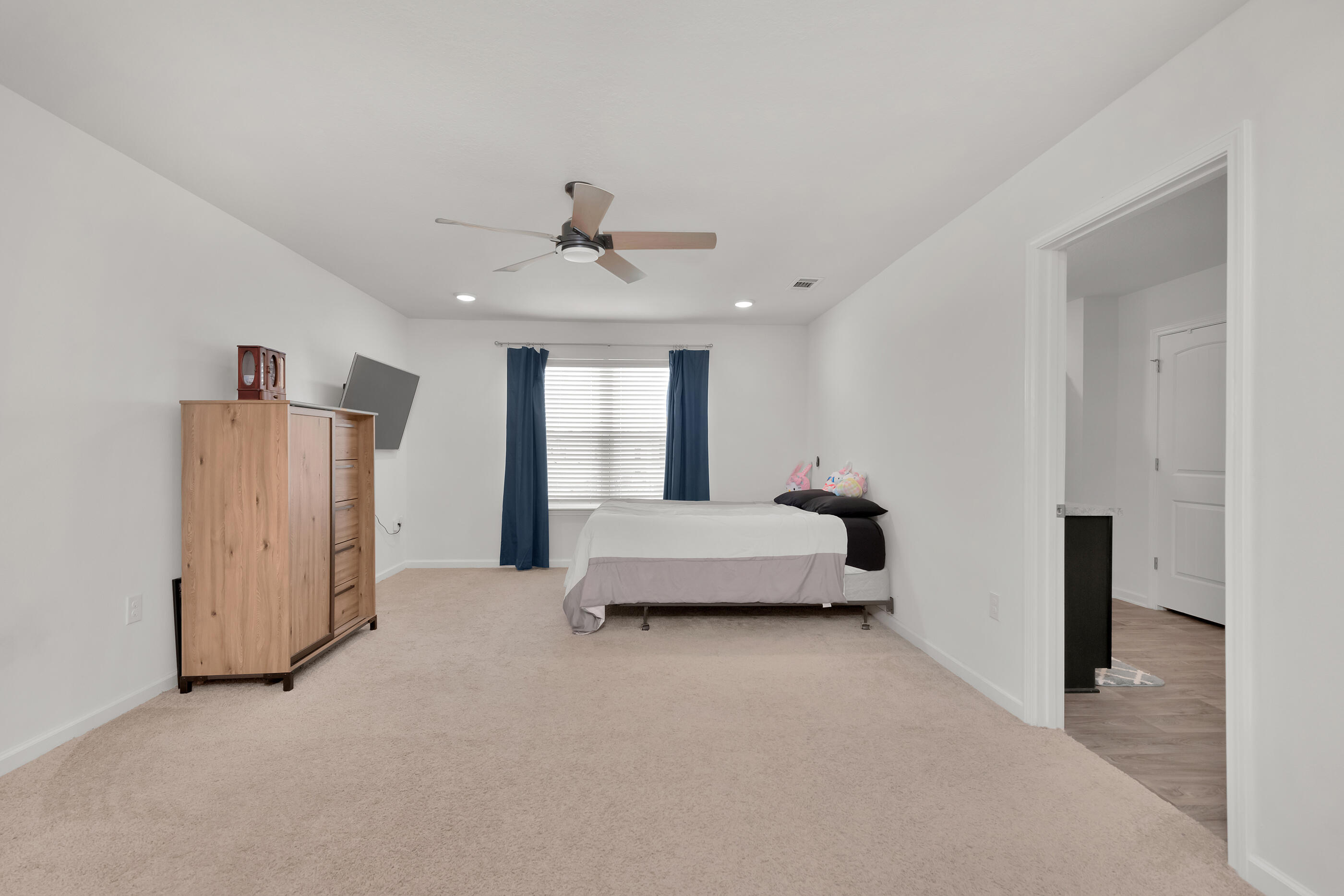 REDSTONE COMMONS - Residential