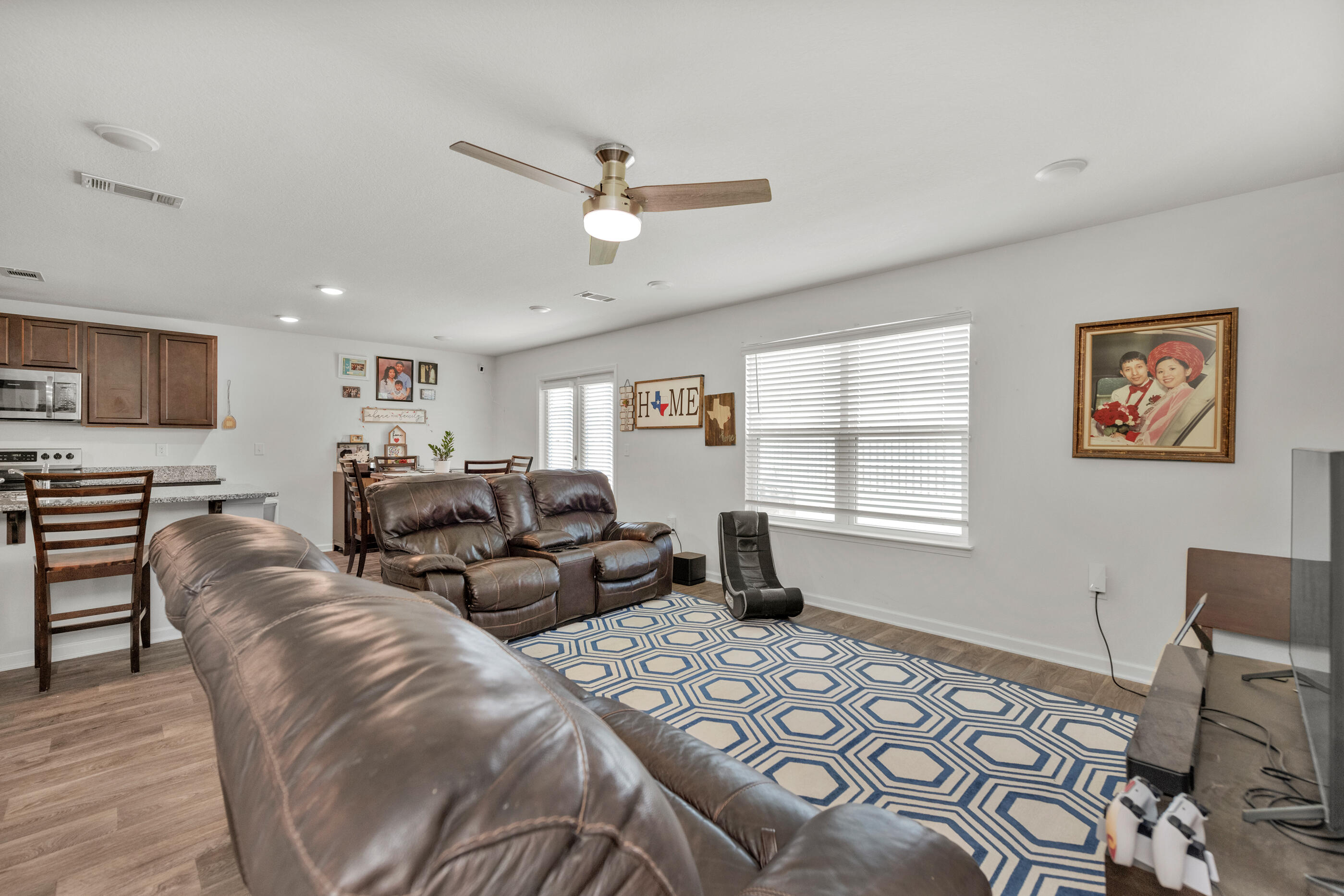 REDSTONE COMMONS - Residential