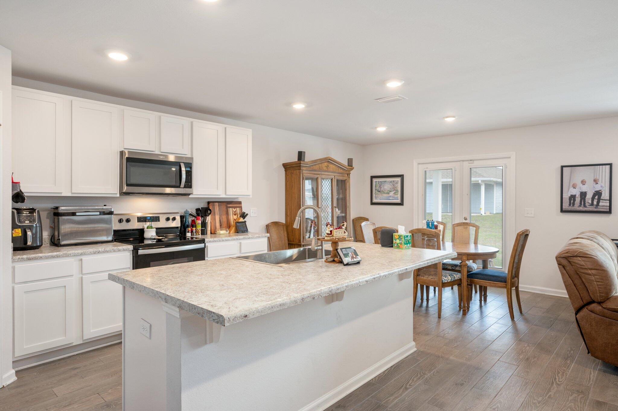 BRIGHTON OAKS - Residential