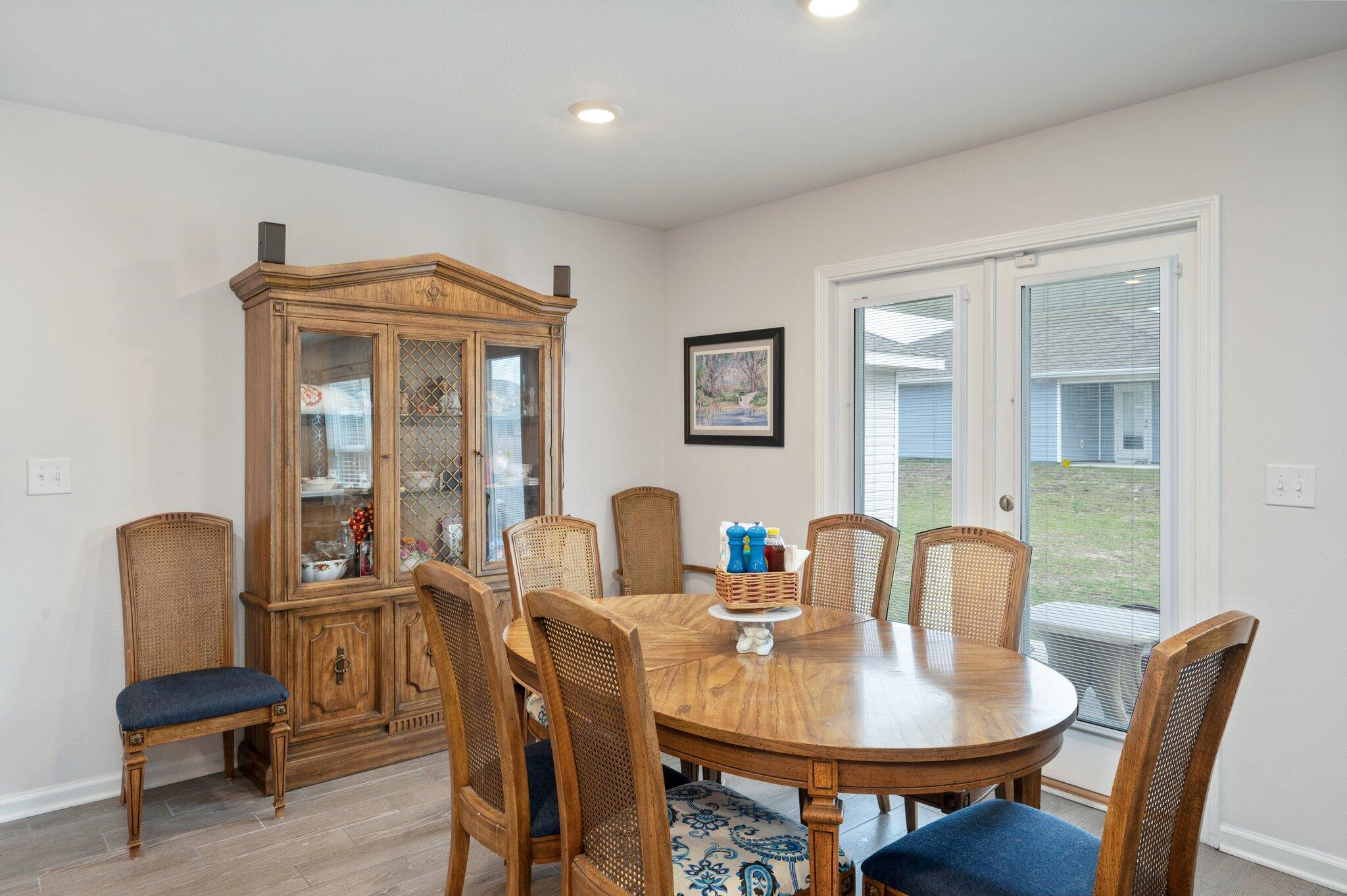 BRIGHTON OAKS - Residential