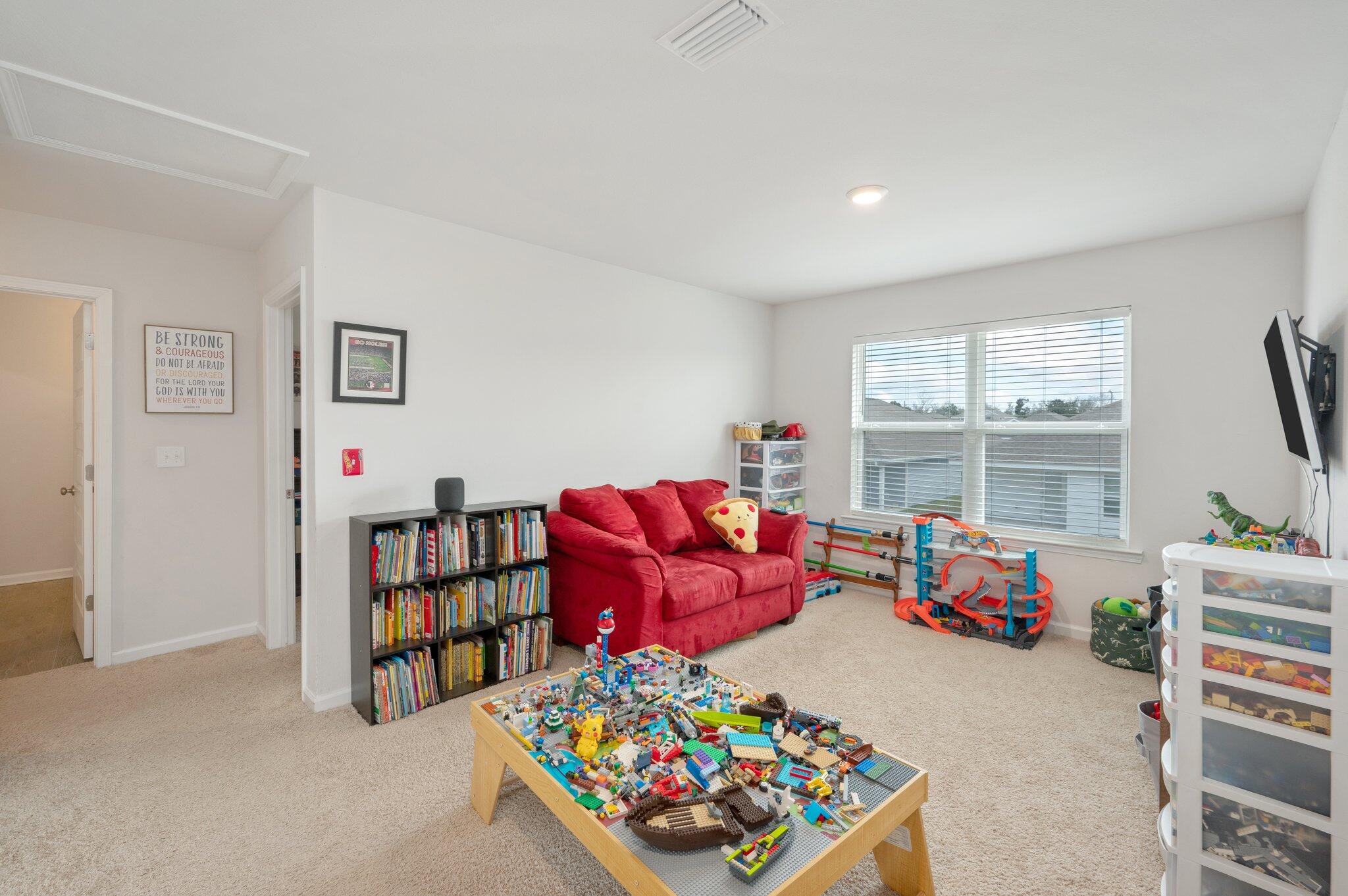 BRIGHTON OAKS - Residential