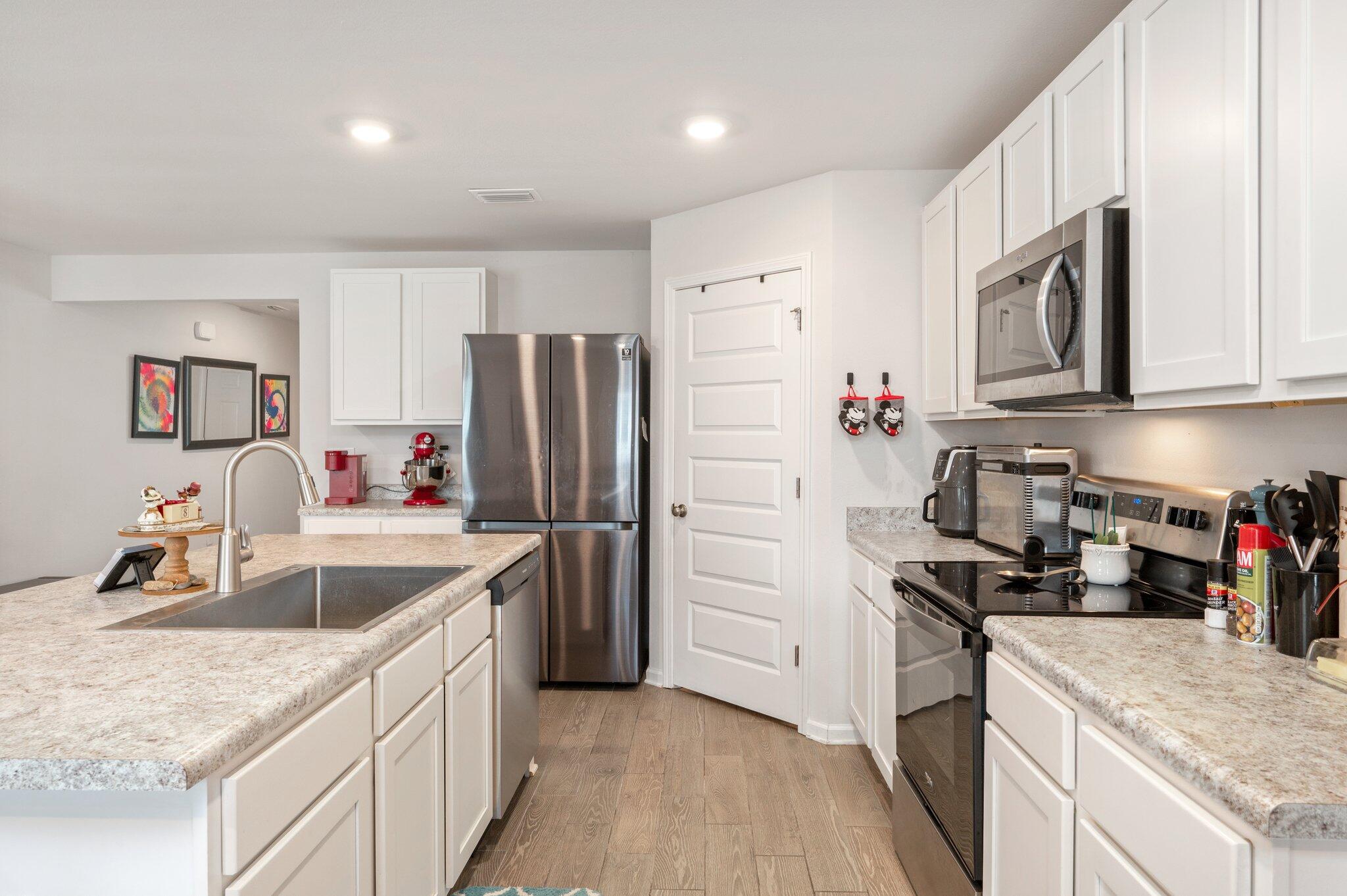 BRIGHTON OAKS - Residential