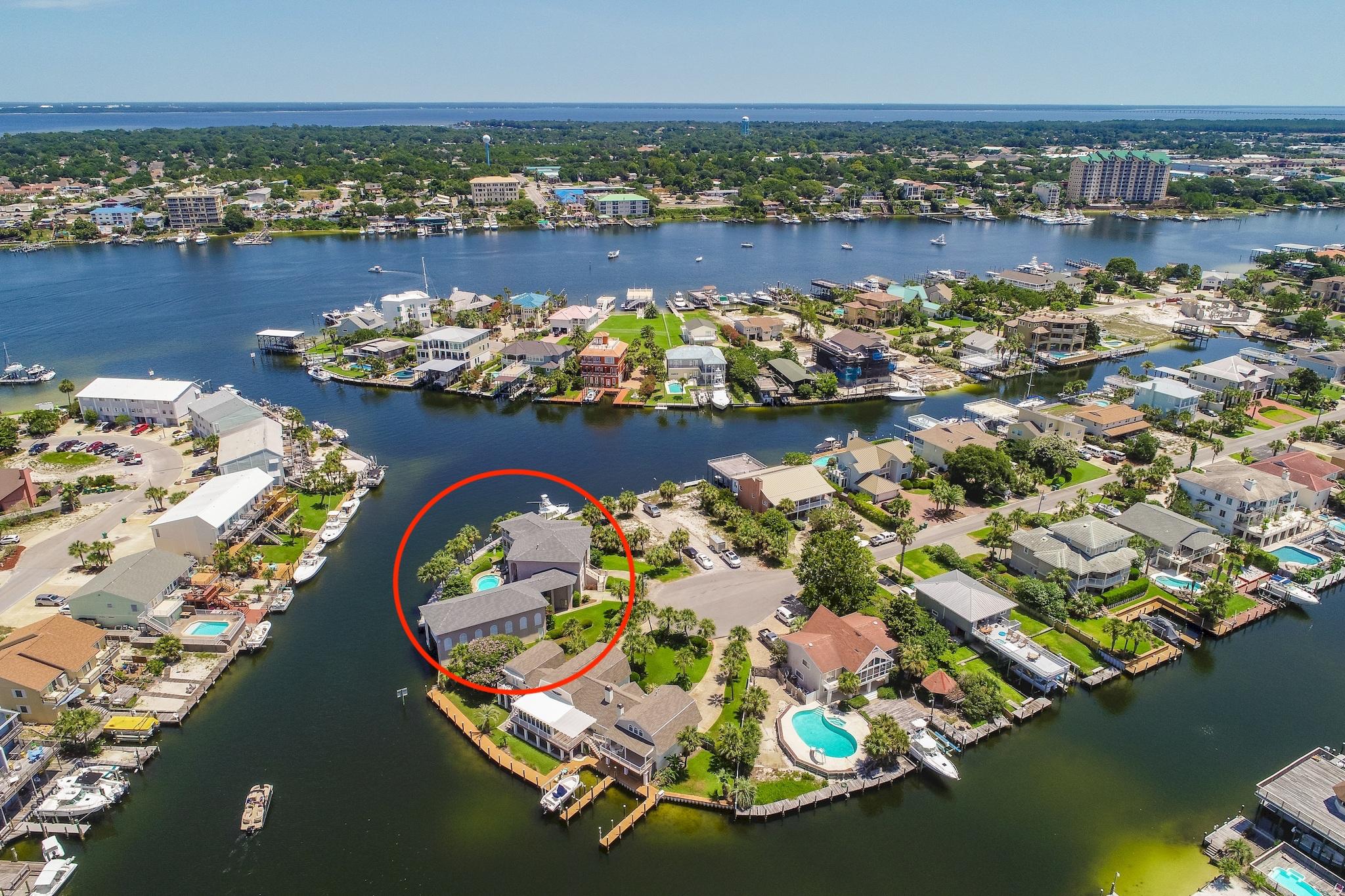 HOLIDAY ISLE - Residential